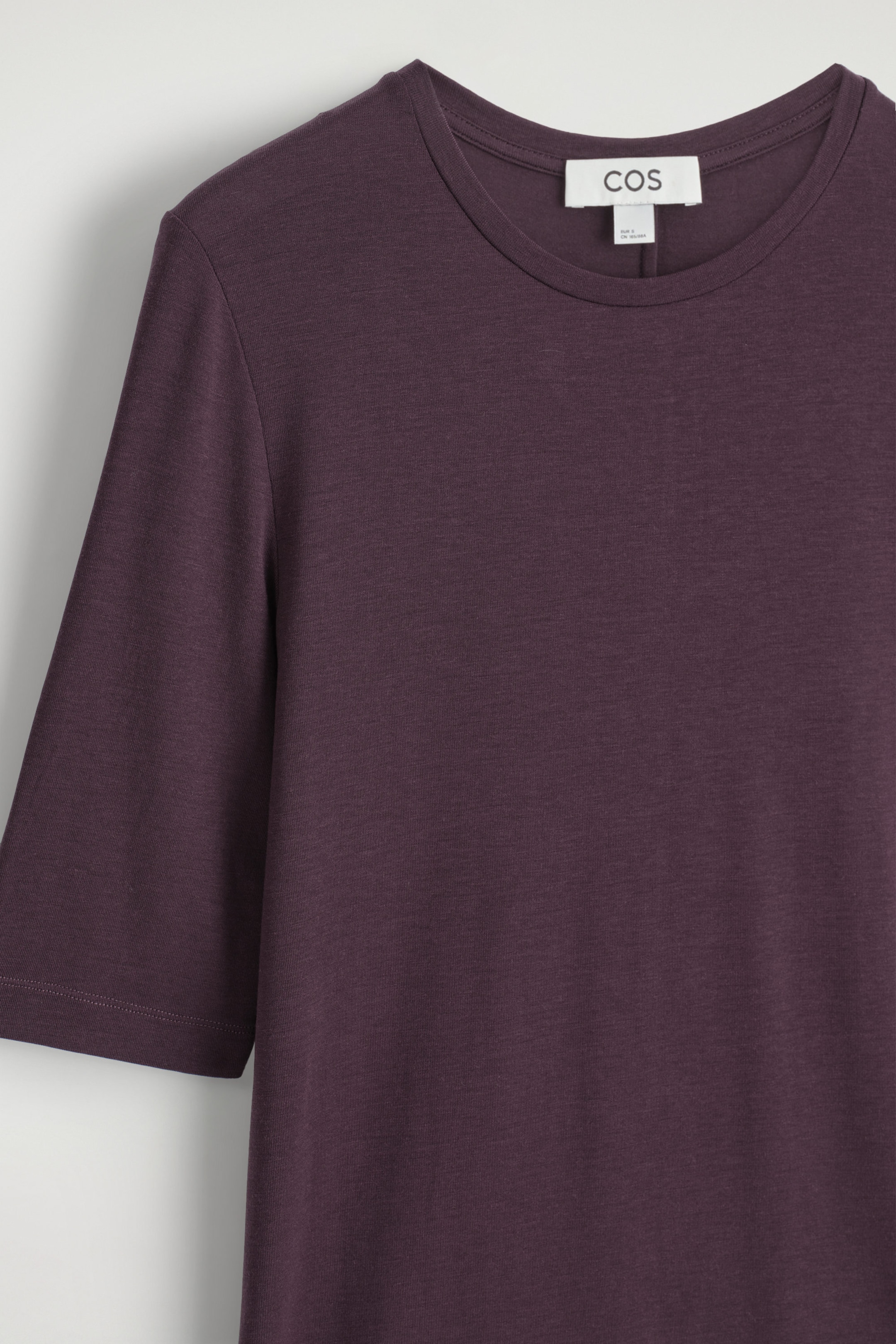 StillMedia/DescriptiveDetail