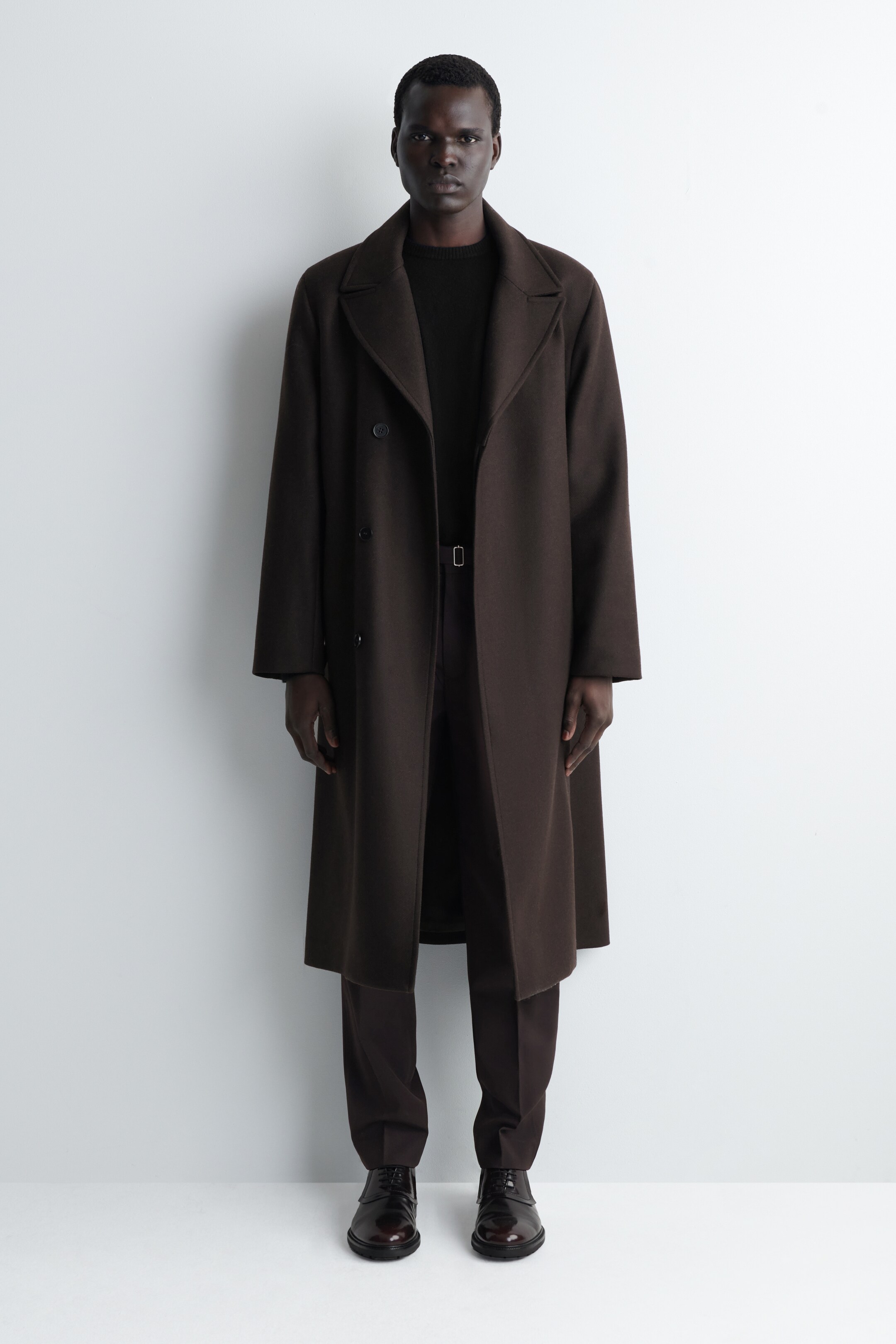 Ingrandisci l'immagine: BELTED WOOL-BLEND SLIM TROUSERS - DARK BROWN - UOMO | H&M CH 1