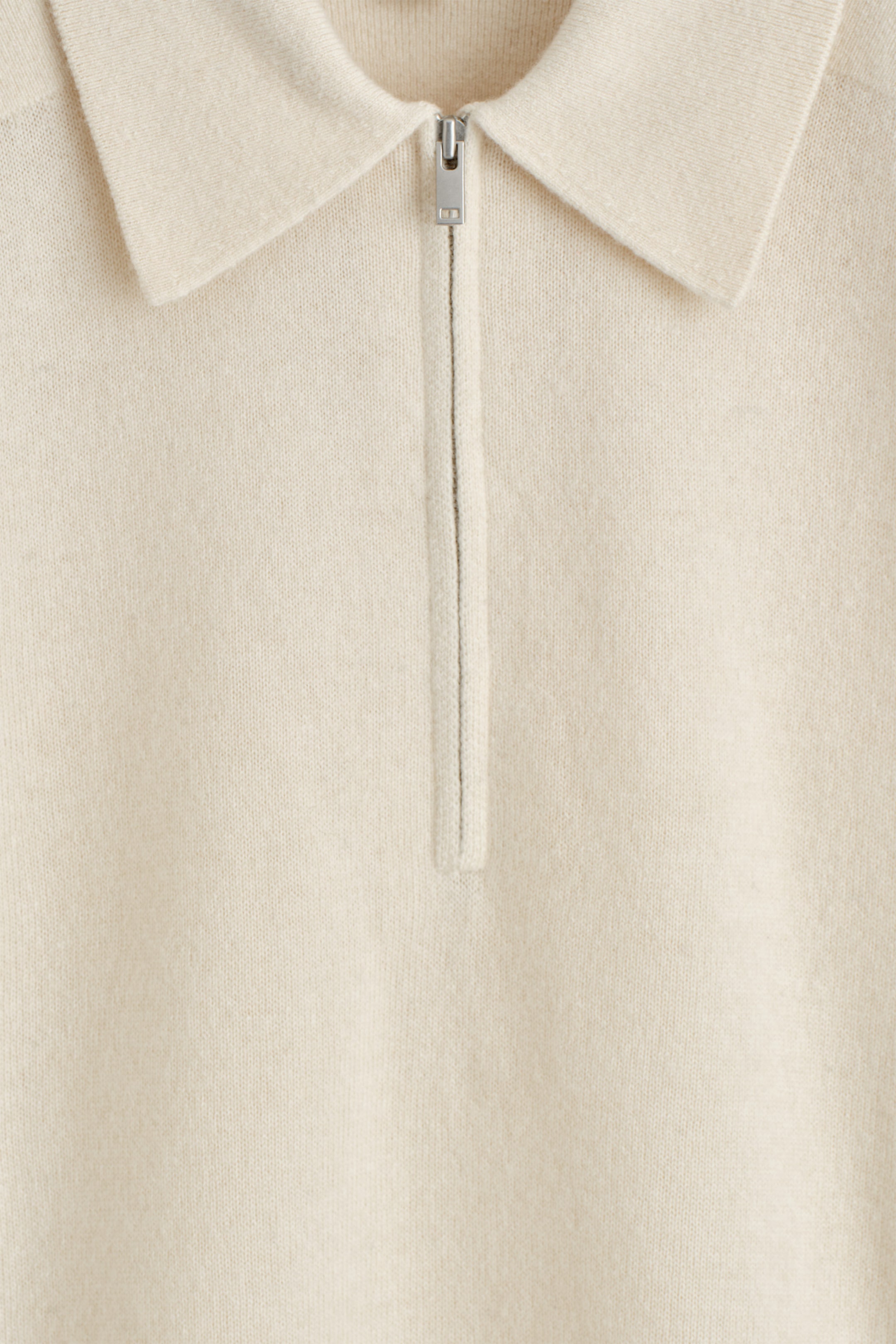 StillMedia/DescriptiveDetail