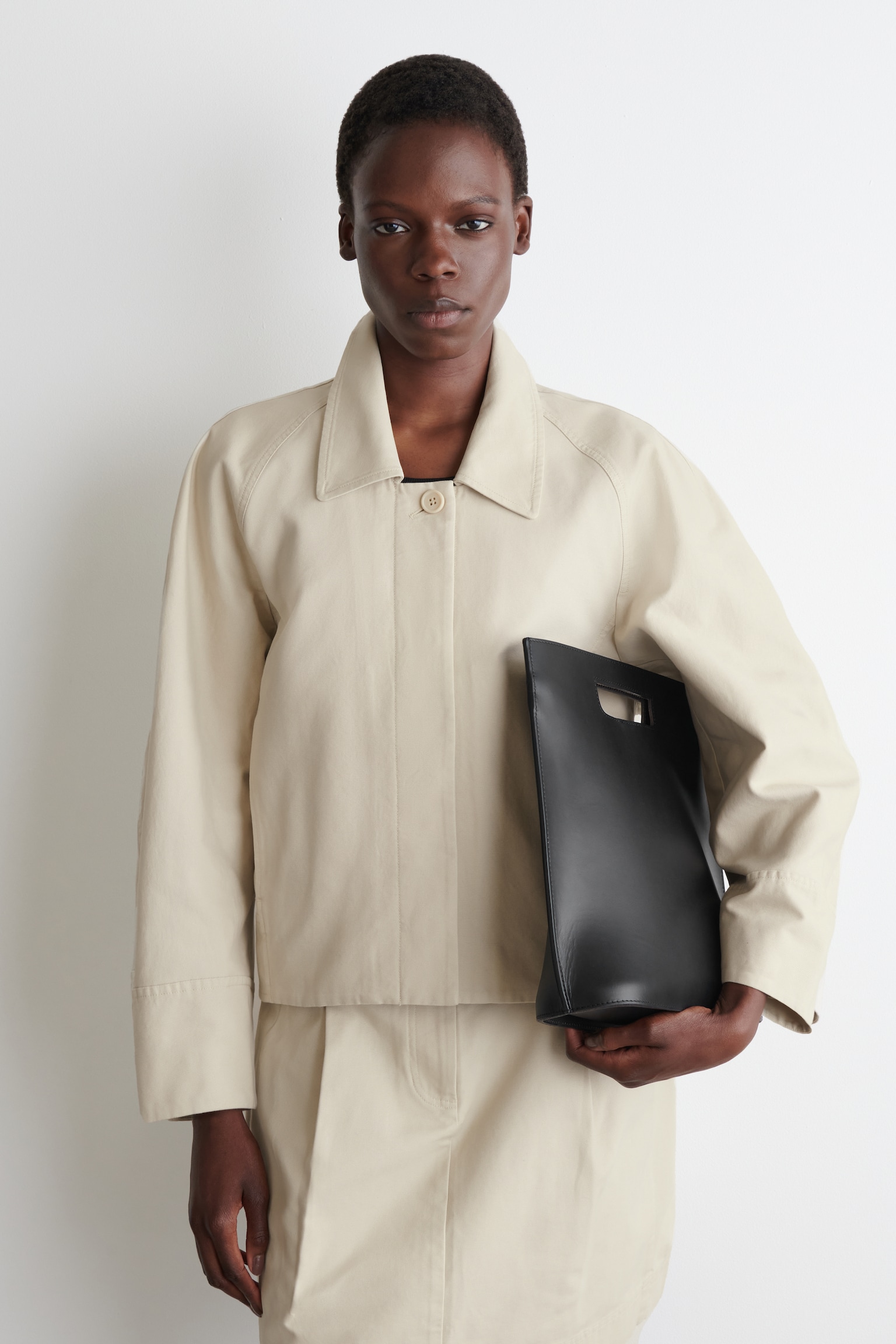 ROUNDED COTTON JACKET - LIGHT BEIGE