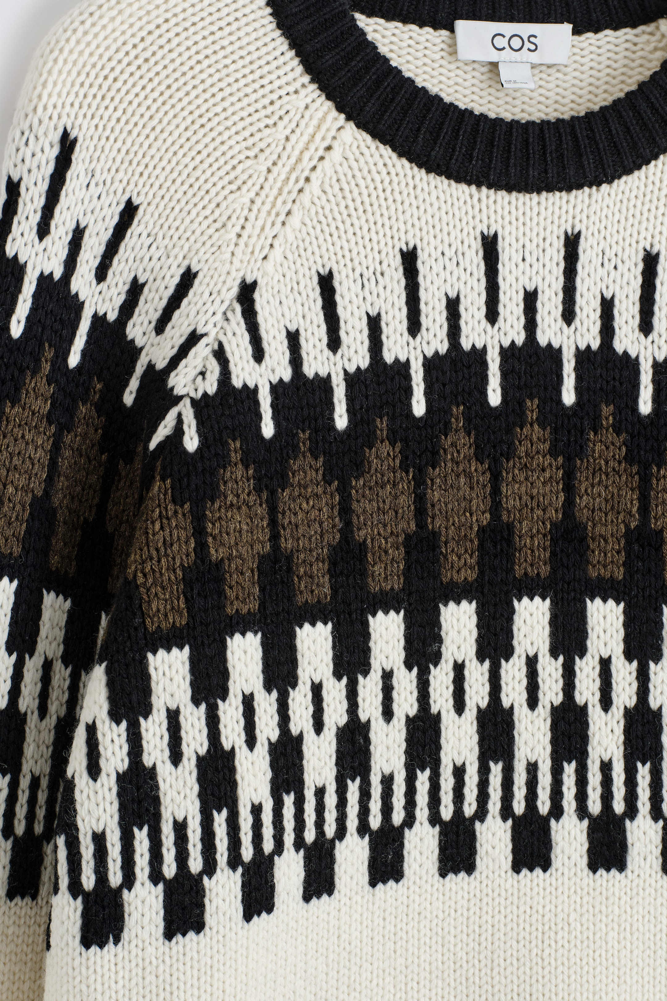 StillMedia/DescriptiveDetail