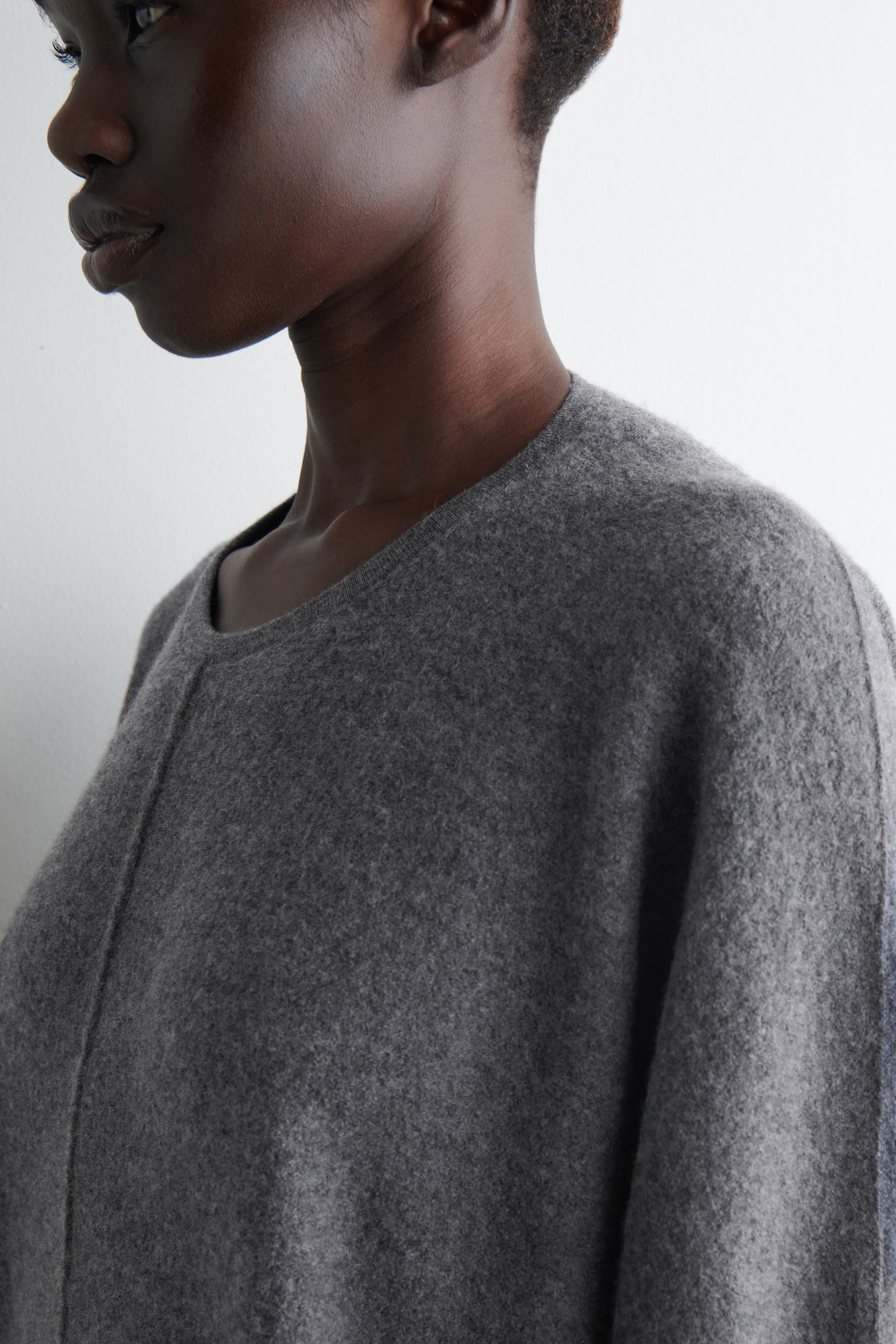 SCULPTED MERINO WOOL MINI DRESS - GREY MÉLANGE/NAVY - 6