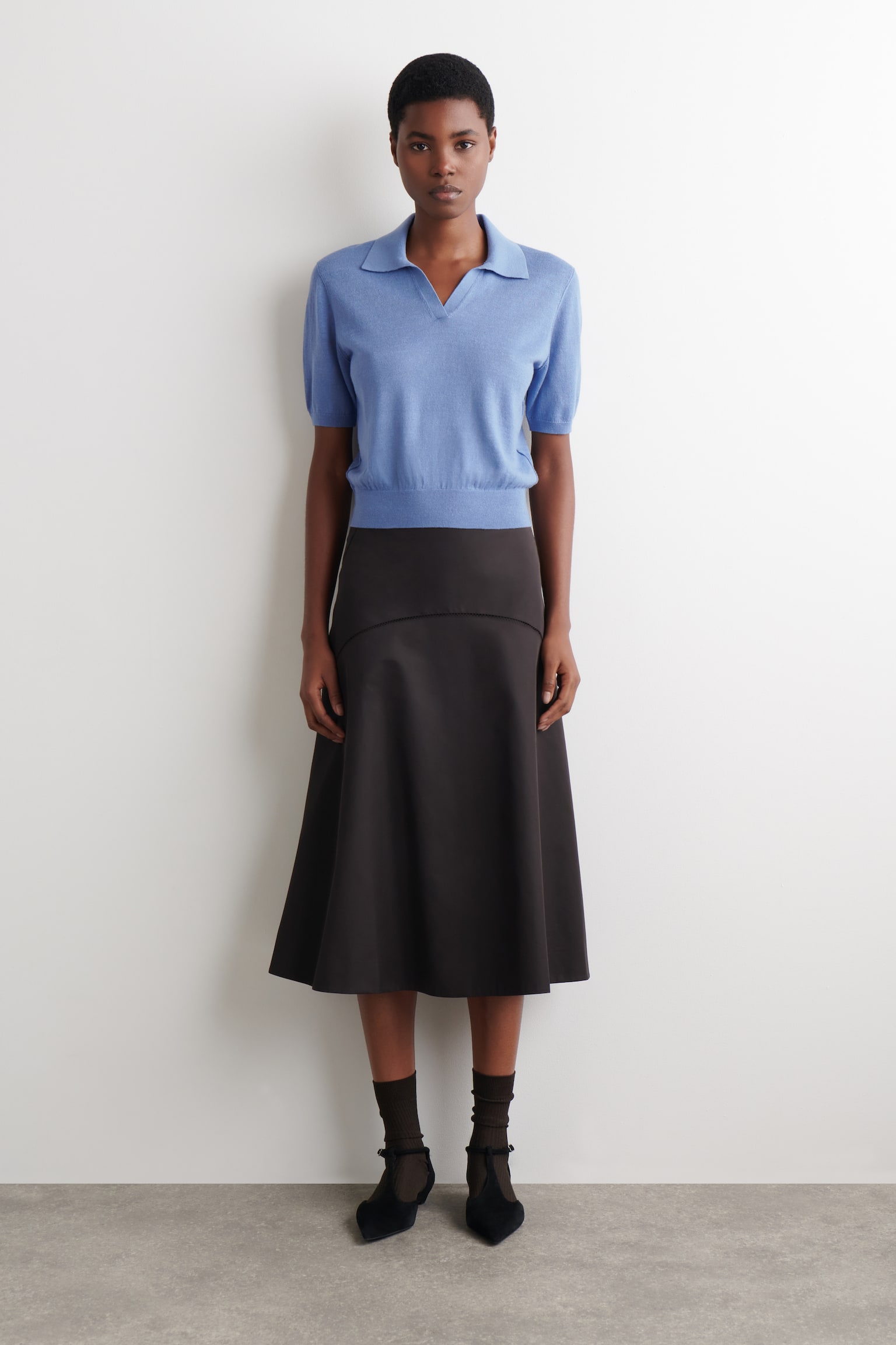 STICKAD TRÖJA MED KRAGE I LINNE OCH MERINOULL - BLÅ/KRÄM - 7