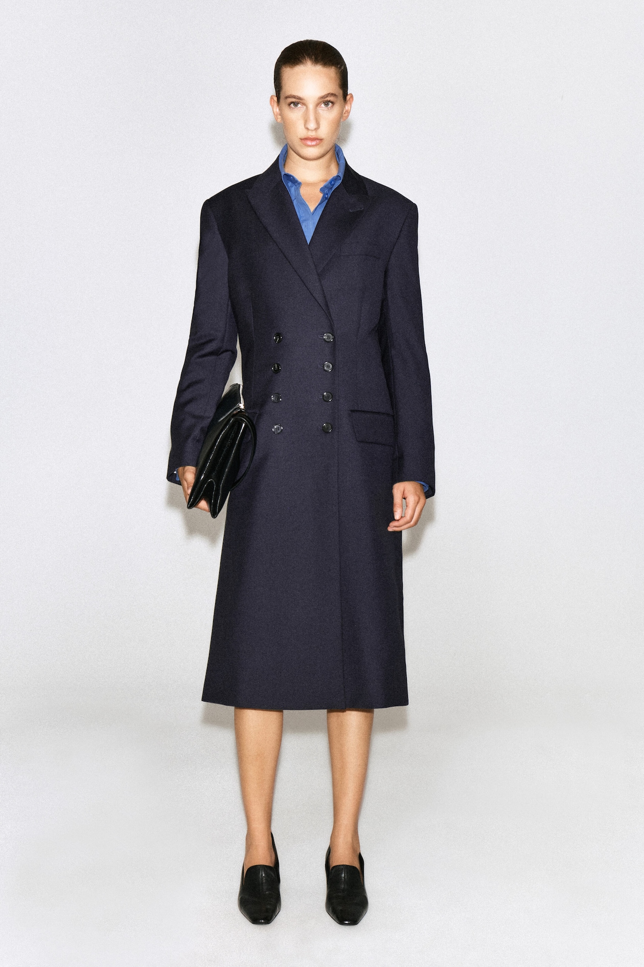 WOOL DOUBLE-BREASTED LONGLINE BLAZER — NAVY