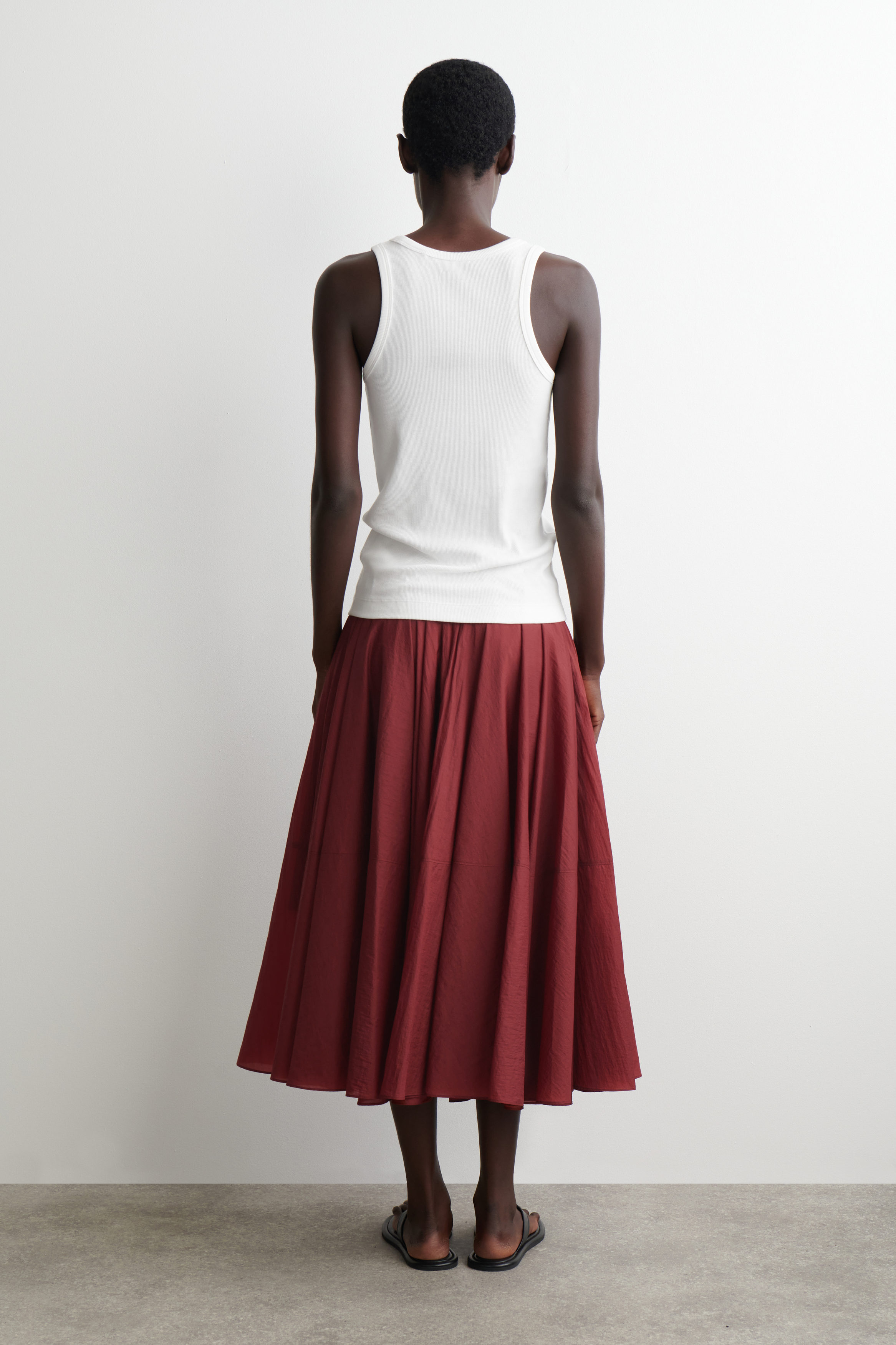 CIRCLE-CUT MIDI SKIRT - RED | COS