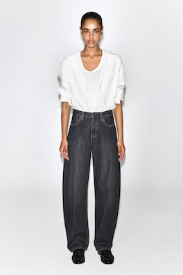 INLET CURVED-LEG JEANS — DARK GRAY 1