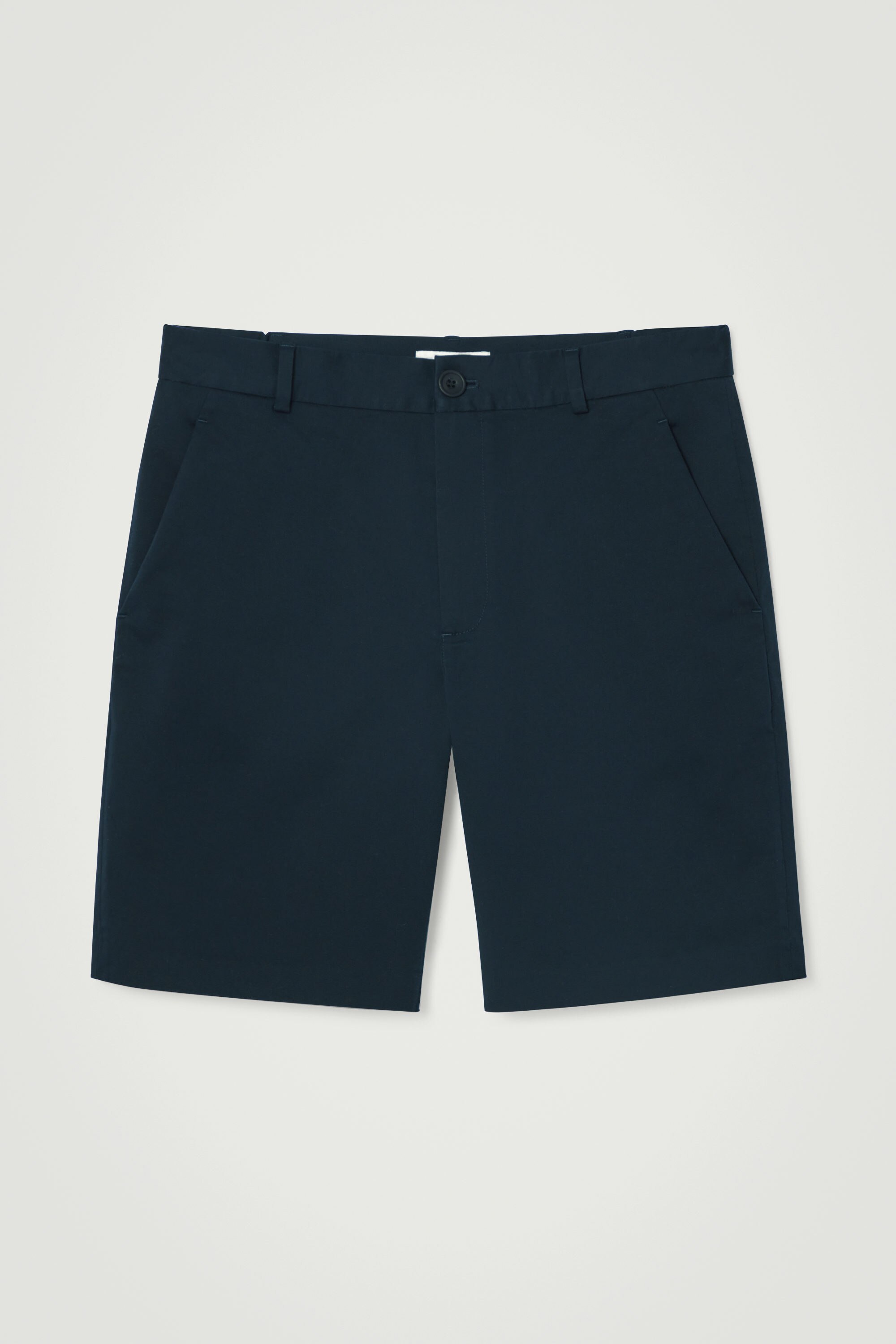 CLASSIC CHINO SHORTS - NAVY | COS US
