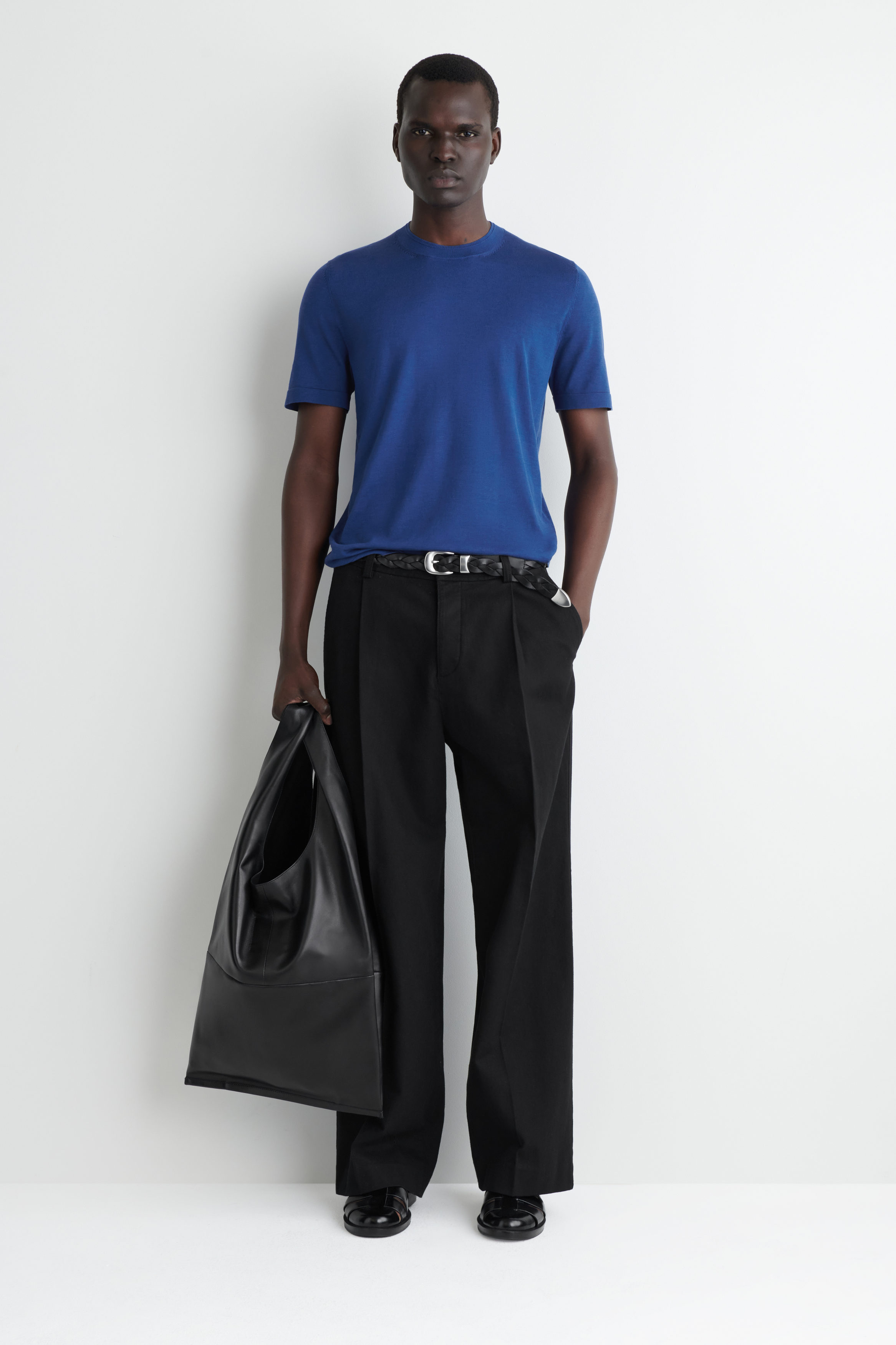 SLIM KNITTED SILK T-SHIRT - BLUE | COS