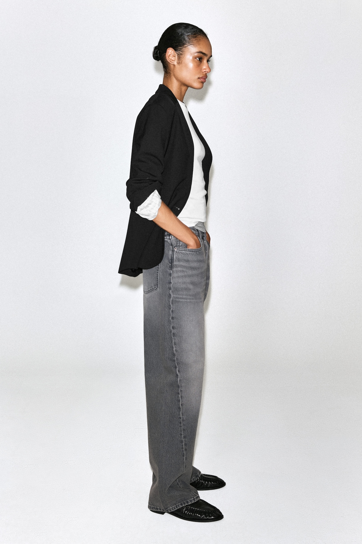 FACADE STRAIGHT-LEG JEANS — FADED BLACK