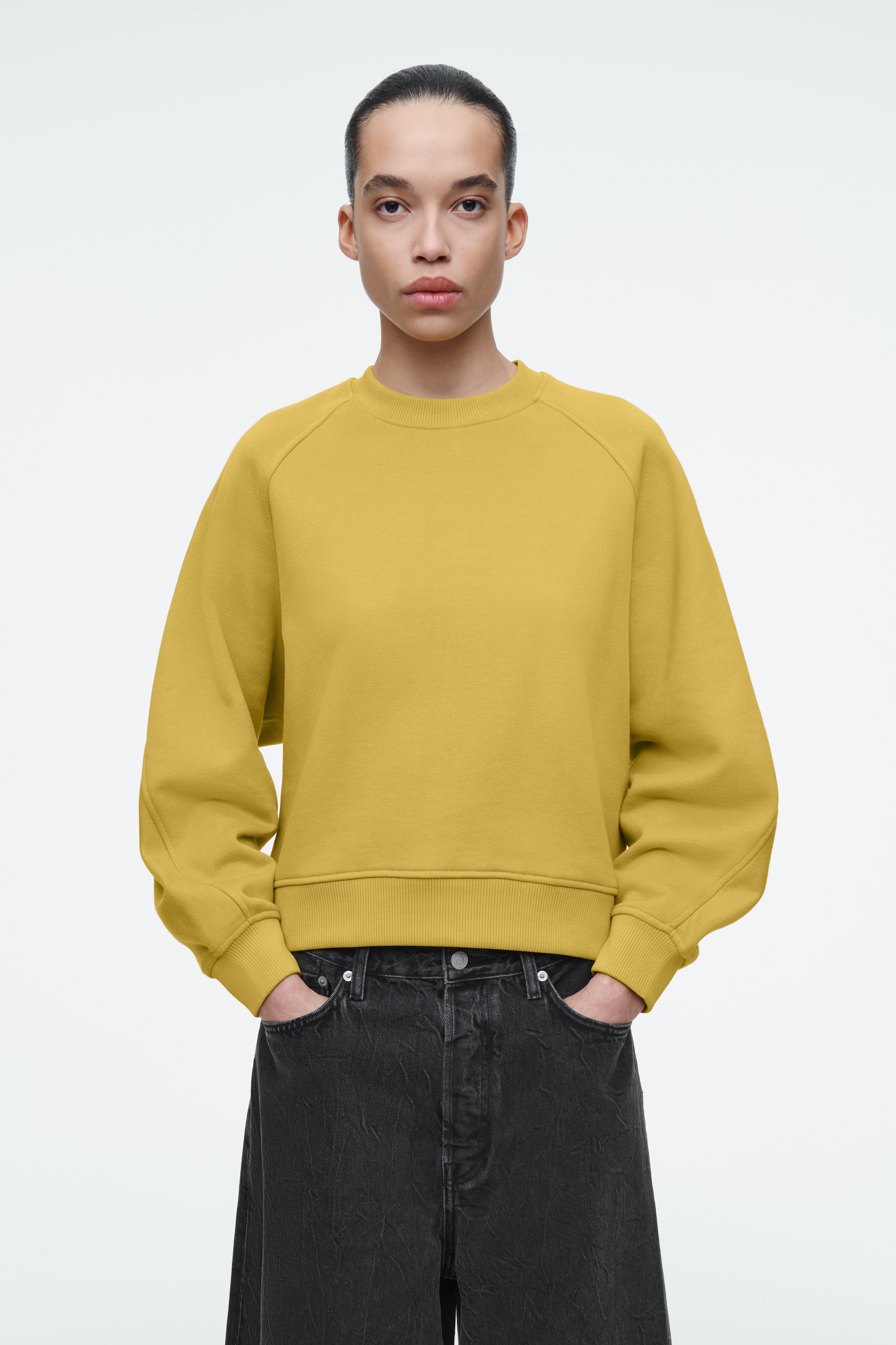 Grösseres Bild ansehen: BAUMWOLLJERSEY-SWEATSHIRT MIT KOKONSILHOUETTE - Senffarben - DAMEN | H&M CH 1