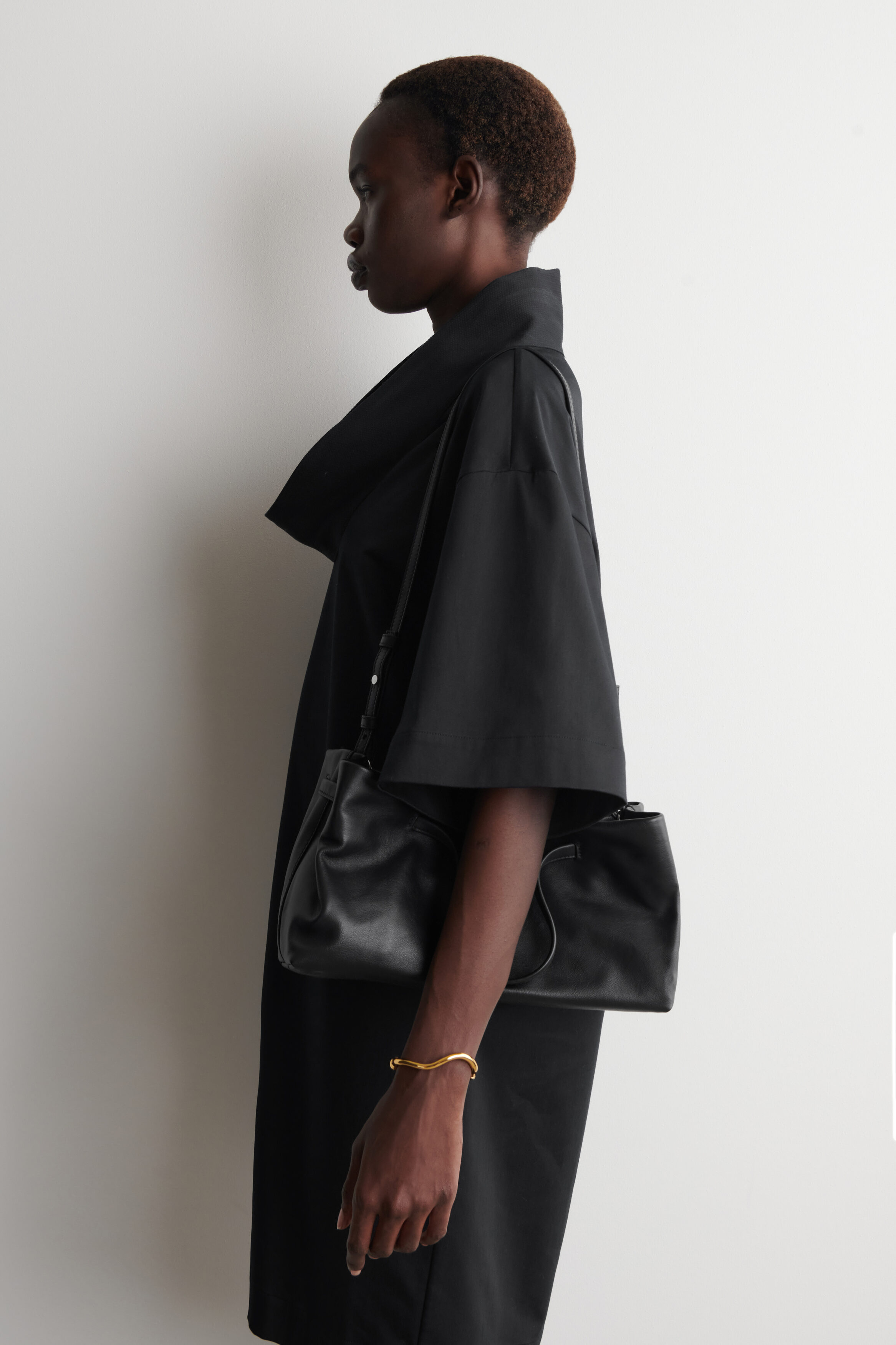 BATEAU TOTE BAG - LEATHER - BLACK | COS US