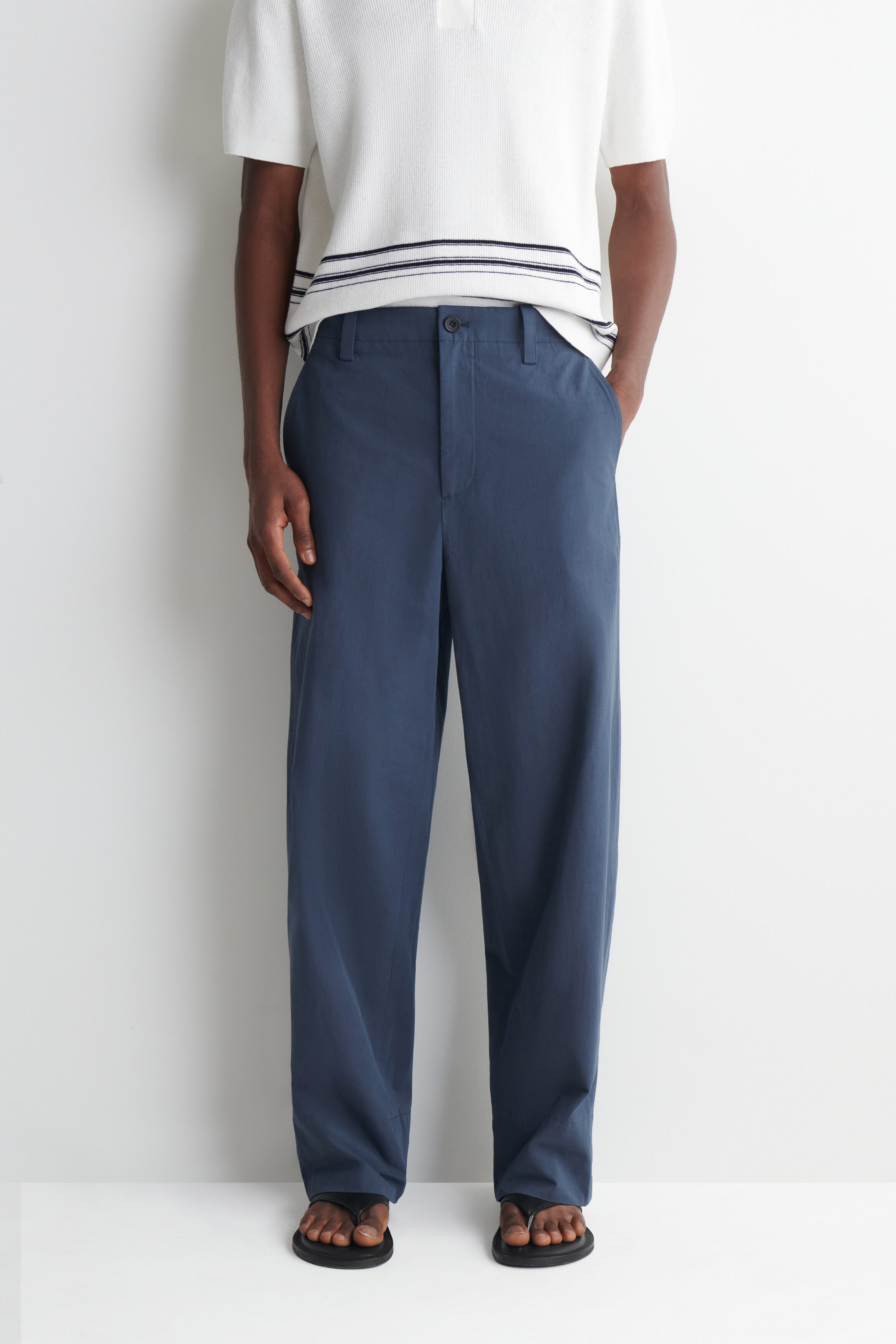 RELAXED-FIT STRAIGHT-LEG CUFFED PANTS - NAVY | COS US