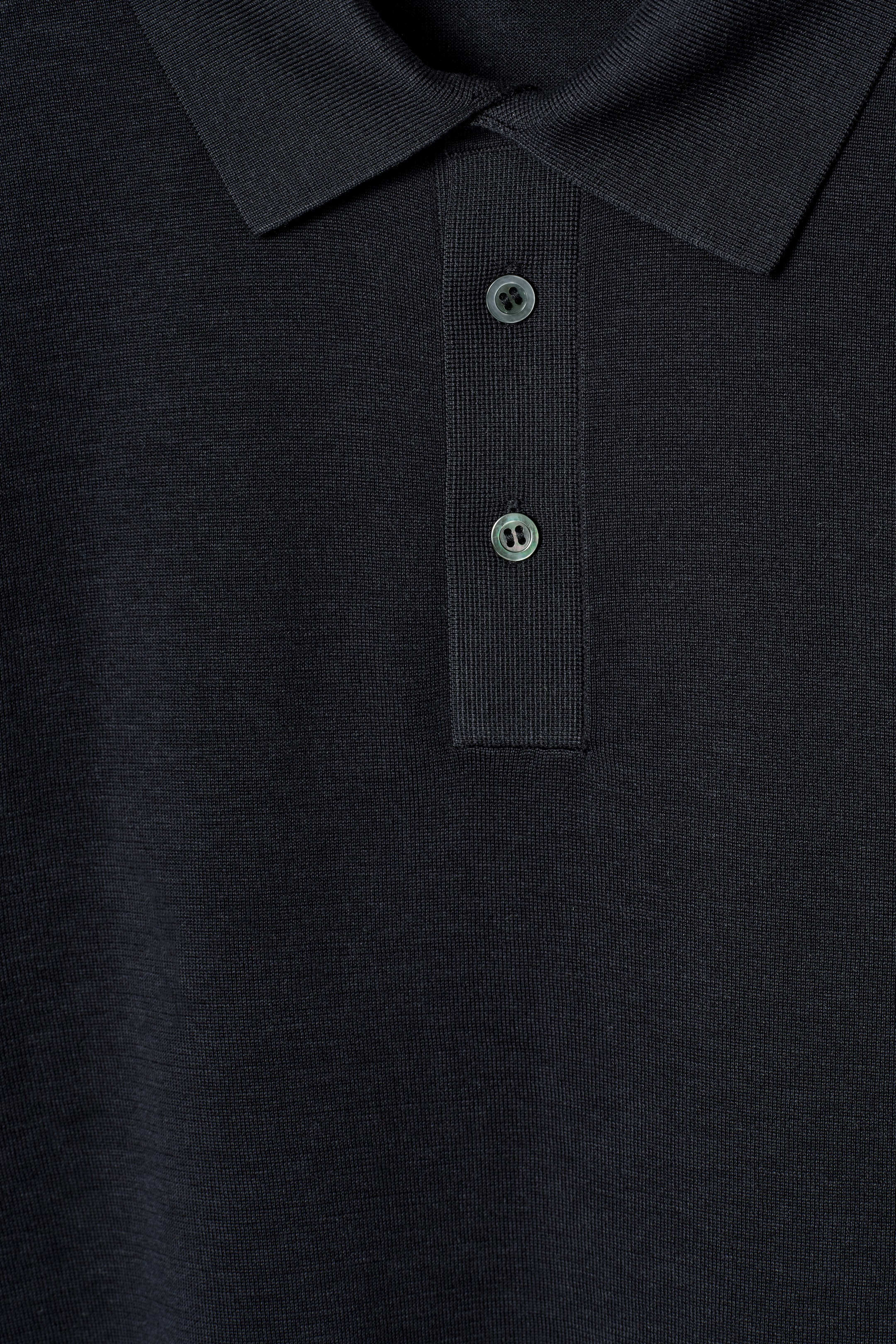 View larger image: SLIM KNITTED SILK POLO SHIRT - NAVY - Men | H&M GB 7