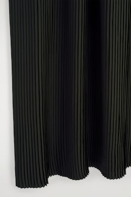 GATHERED PLEATED V-NECK MAXI DRESS — DARK GREEN 5