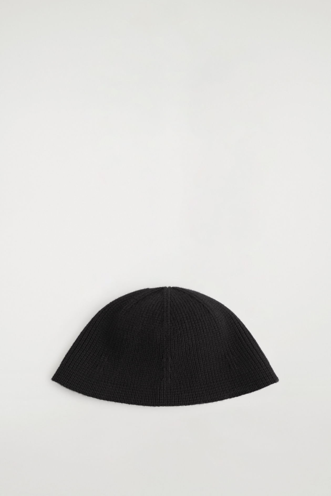 MERINO WOOL BUCKET HAT — BLACK