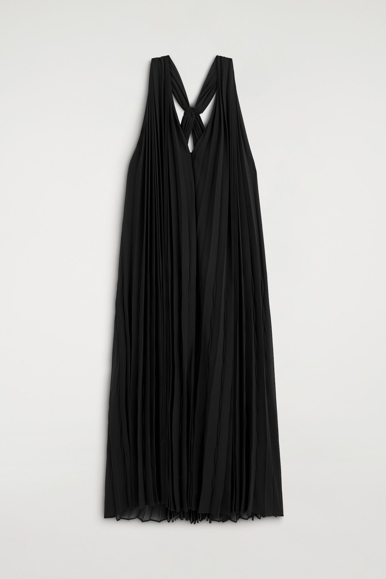 TIE-DETAIL PLEATED GEORGETTE MAXI DRESS — BLACK