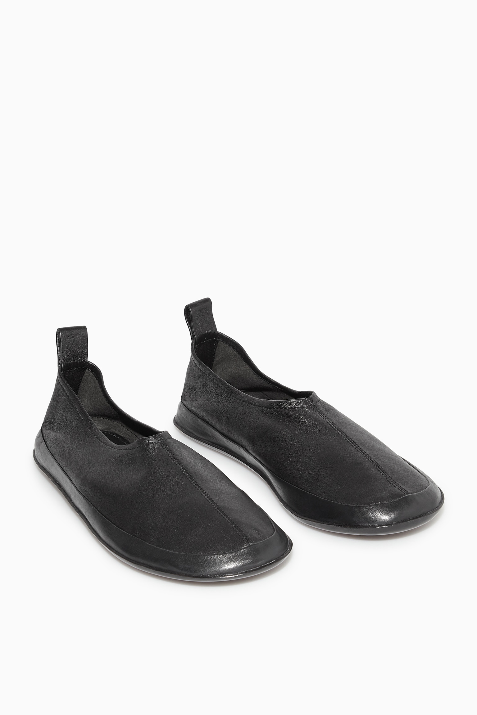 LEATHER BALLET FLATS - BLACK