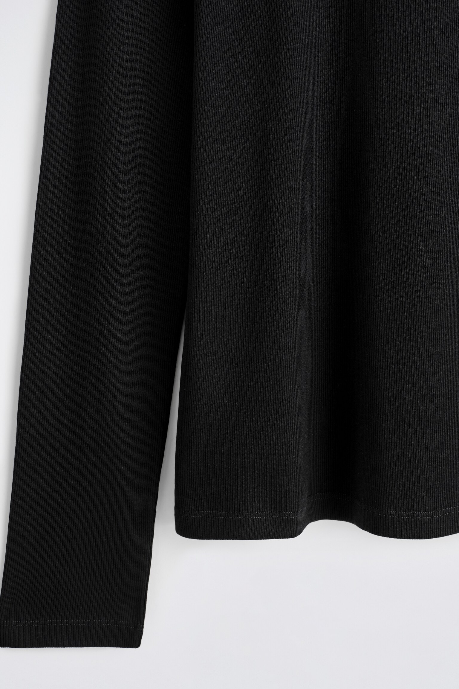 CAMISETA DE CANALÉ AJUSTADA DE MANGA LARGA - NEGRO/BLANCO - 6