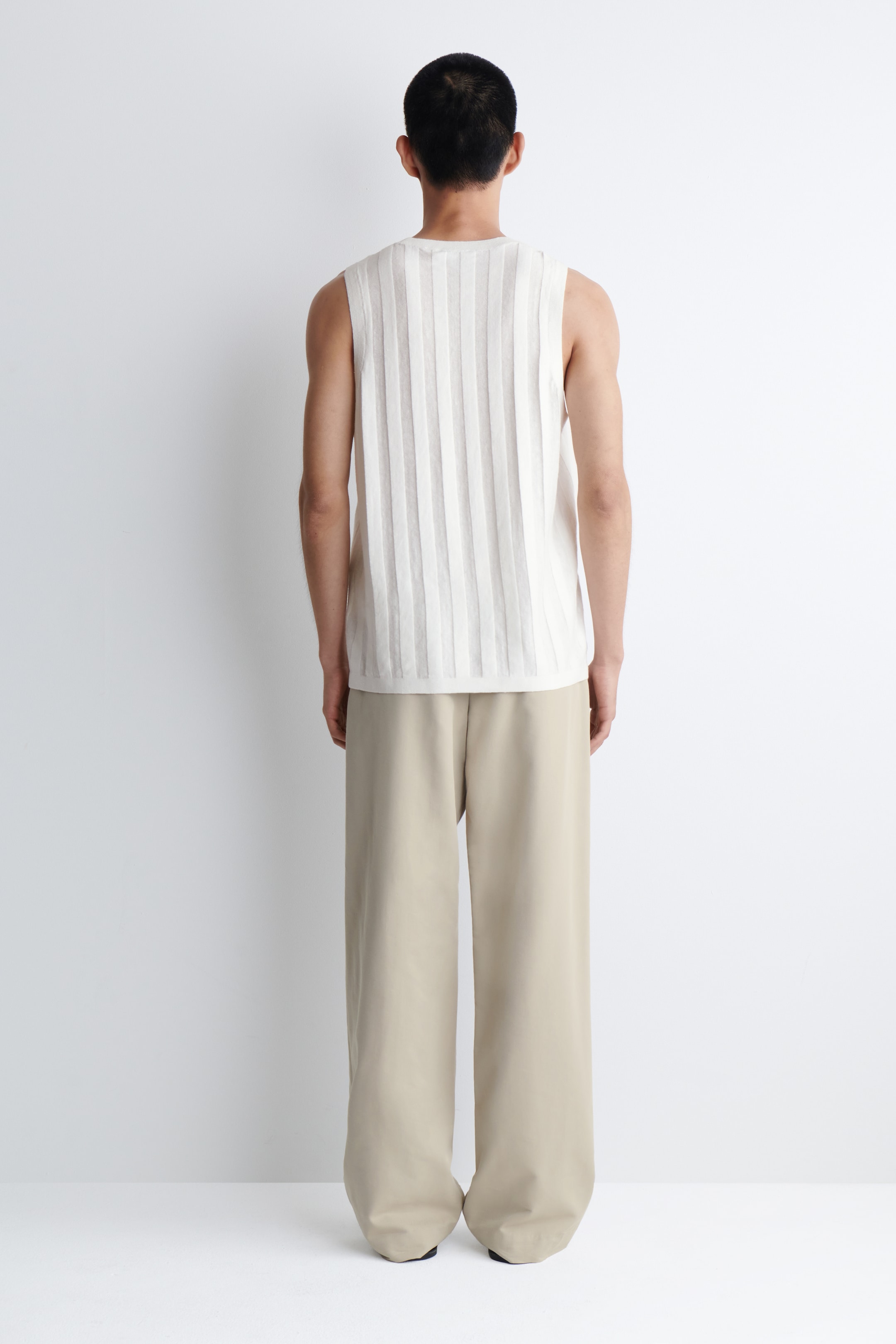 Grösseres Bild ansehen: GESTREIFTES TANKTOP AUS LEINEN - WEISS - HERREN | H&M CH 4