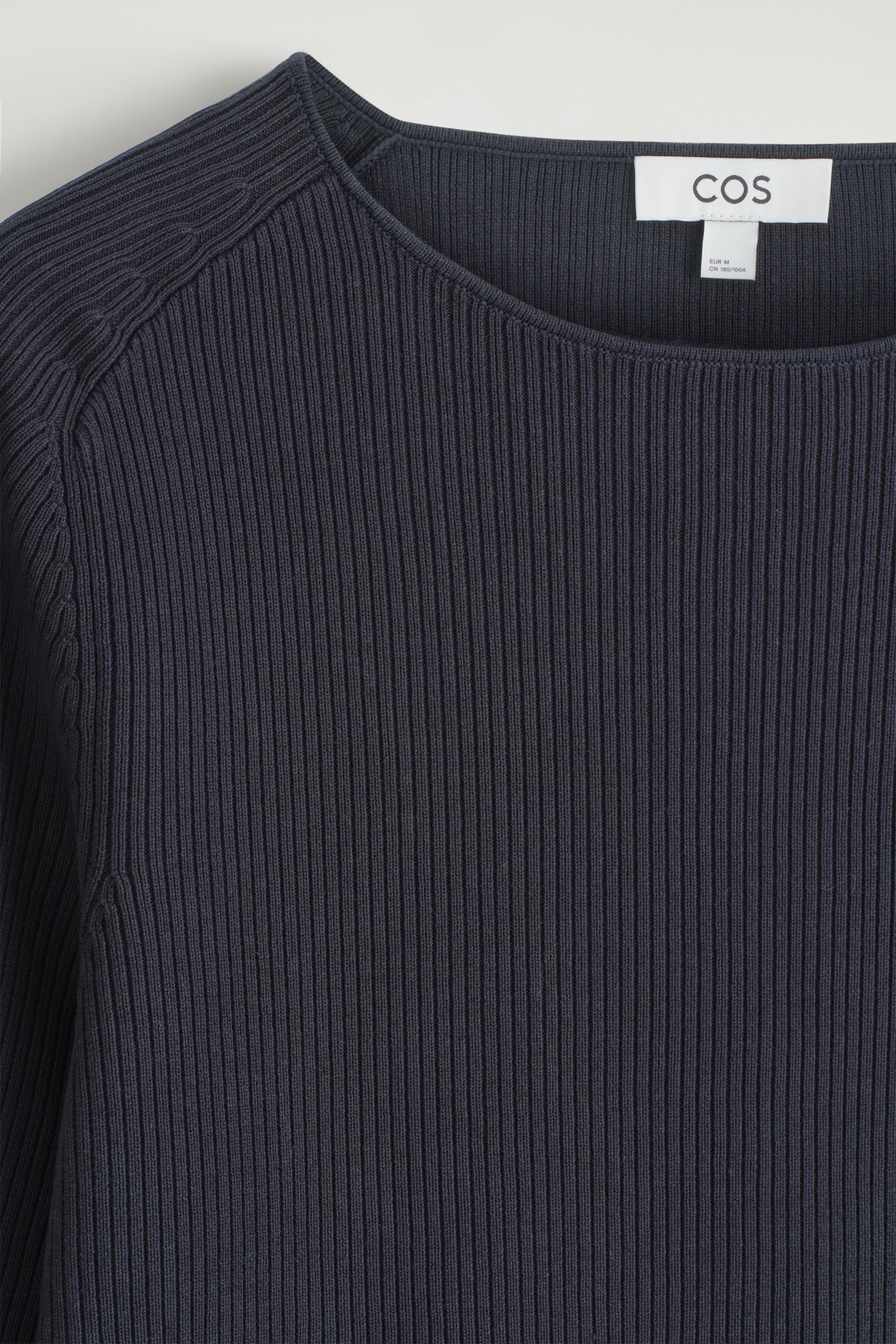 Agrandir l'image: T-SHIRT À COL BATEAU EN MAILLE CÔTELÉE - BLEU MARINE - HOMME | H&M FR 7