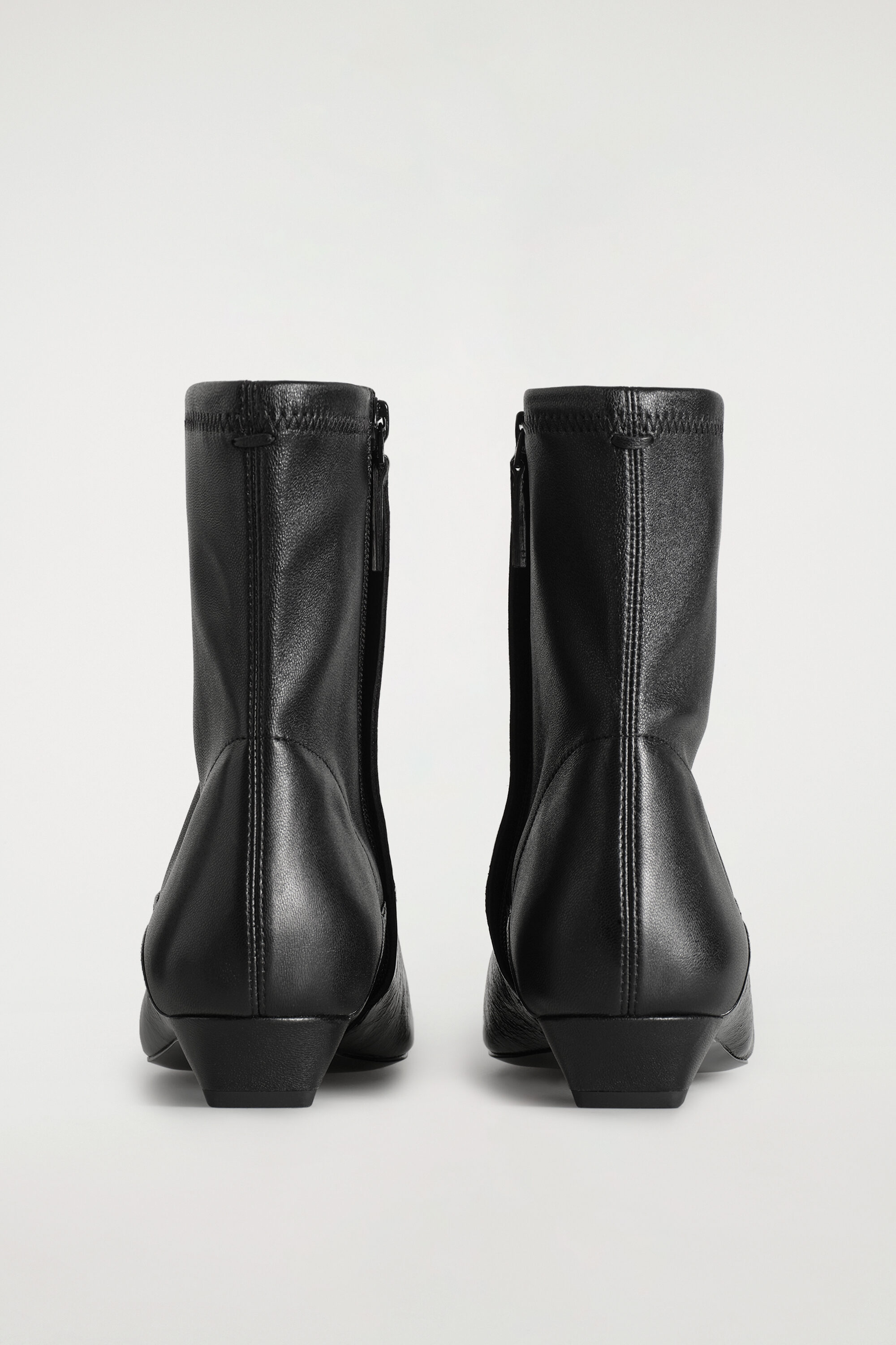 Boots | COS US