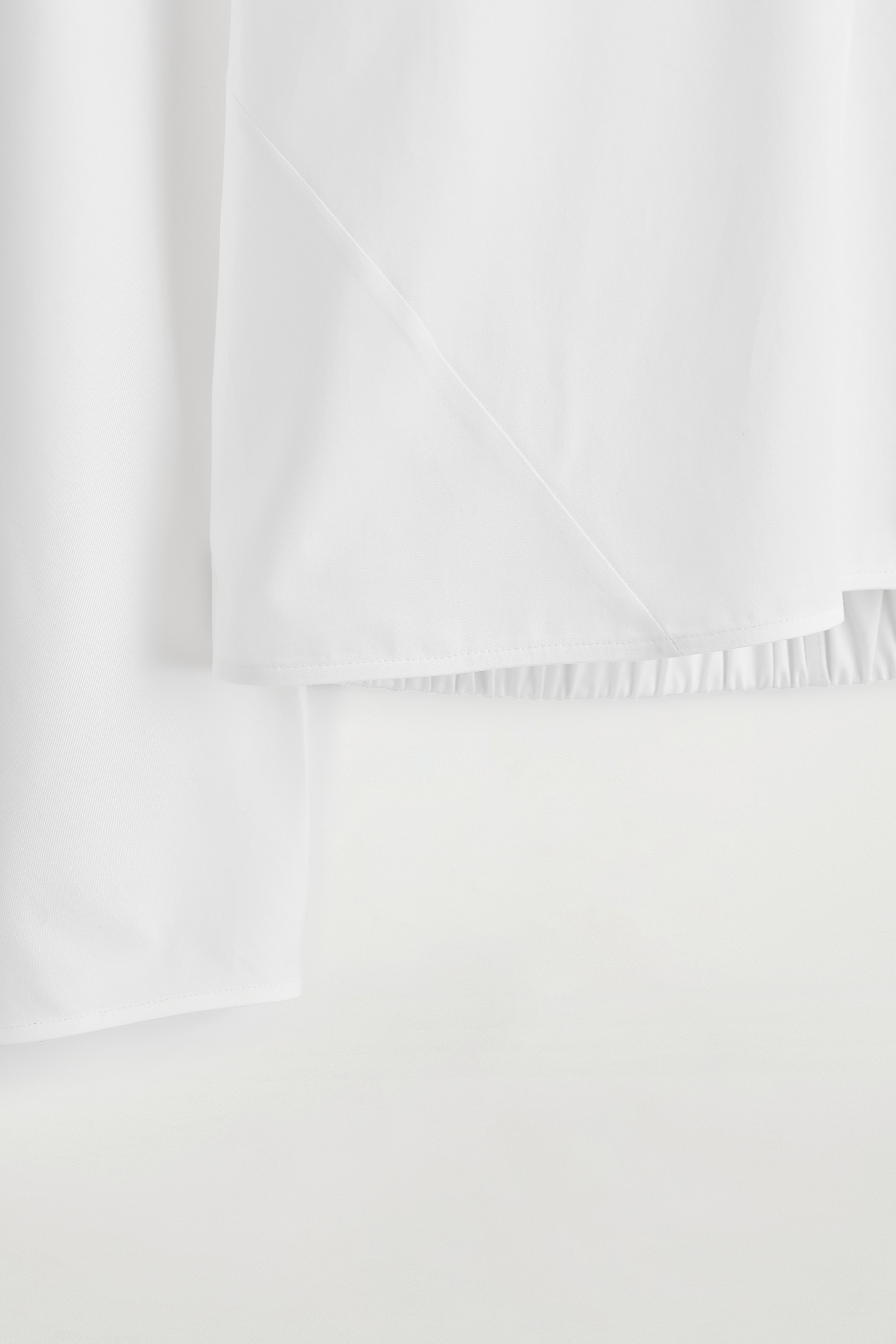 Größeres Bild ansehen: BAUMWOLLBLUSE MIT DRAPIERTEM KRAGEN - WEISS - Ladies | H&M DE 8