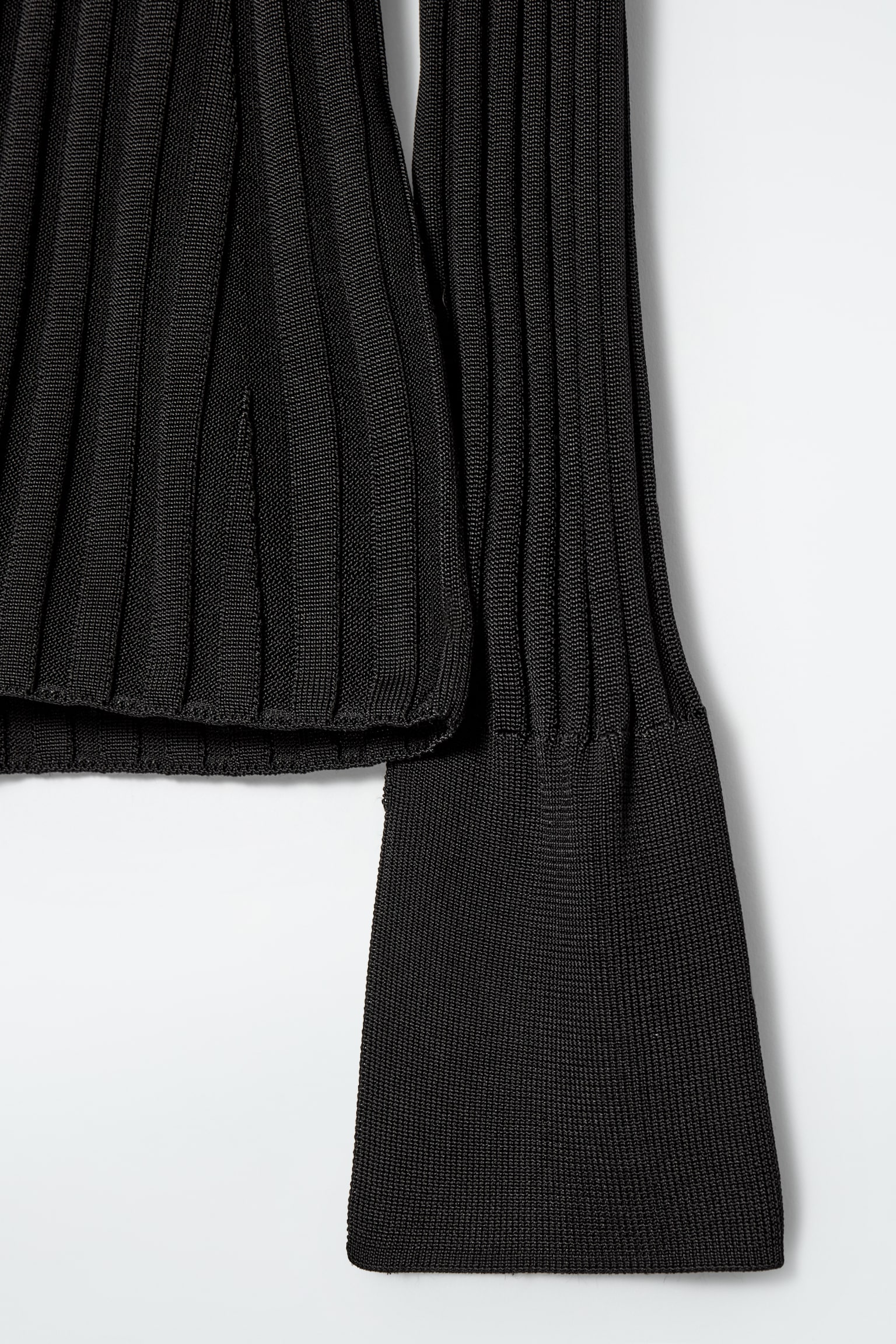RIB-KNIT LONG-SLEEVED TOP - BLACK - 7