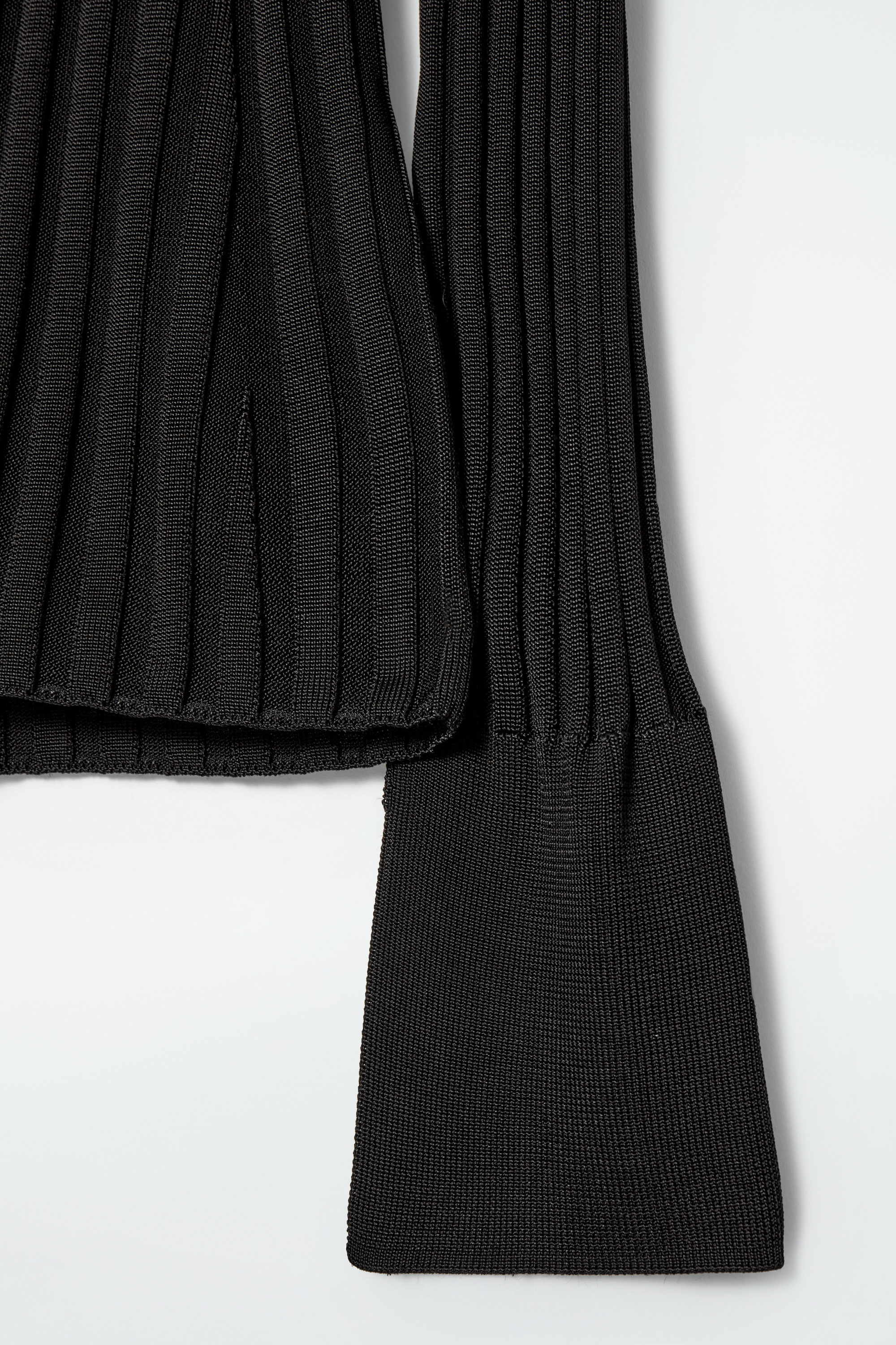 RIB-KNIT LONG-SLEEVED TOP - BLACK | COS