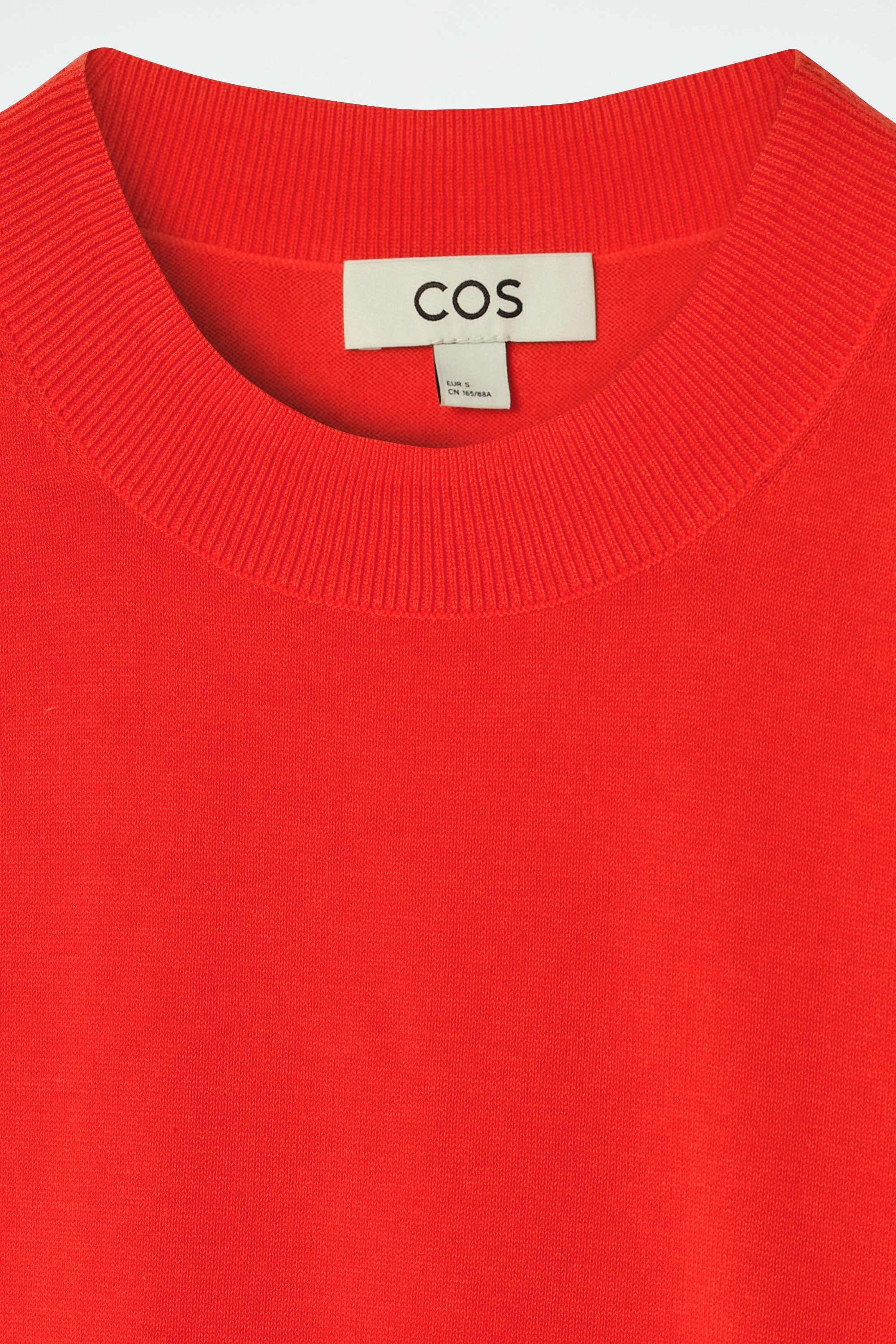 REGULAR KNITTED T-SHIRT - RED | COS