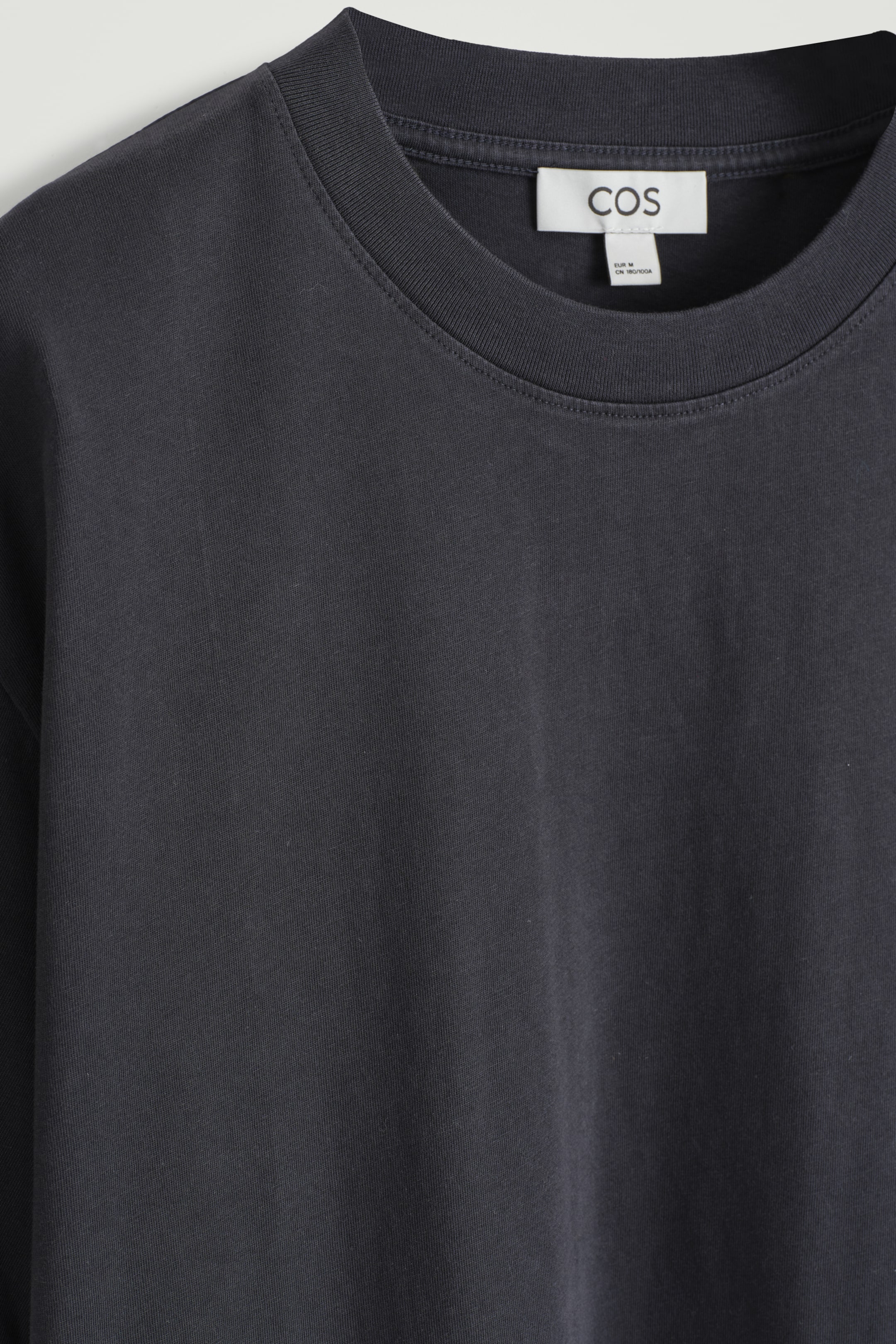 Grösseres Bild ansehen: LOCKERES LEICHTES BAUMWOLL-T-SHIRT - NAVYBLAU - HERREN | H&M CH 8