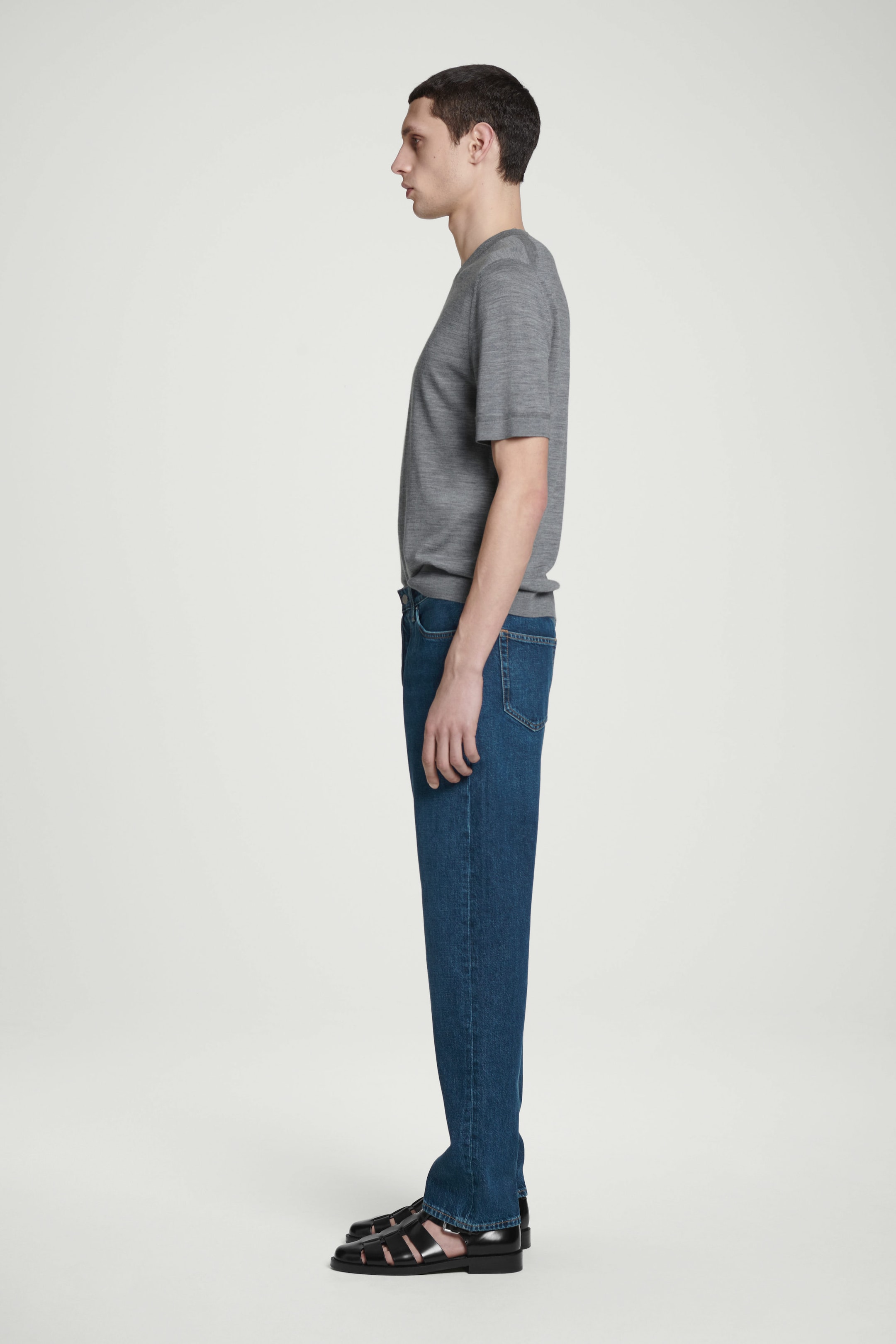 SIGNATURE STRAIGHT-LEG JEANS