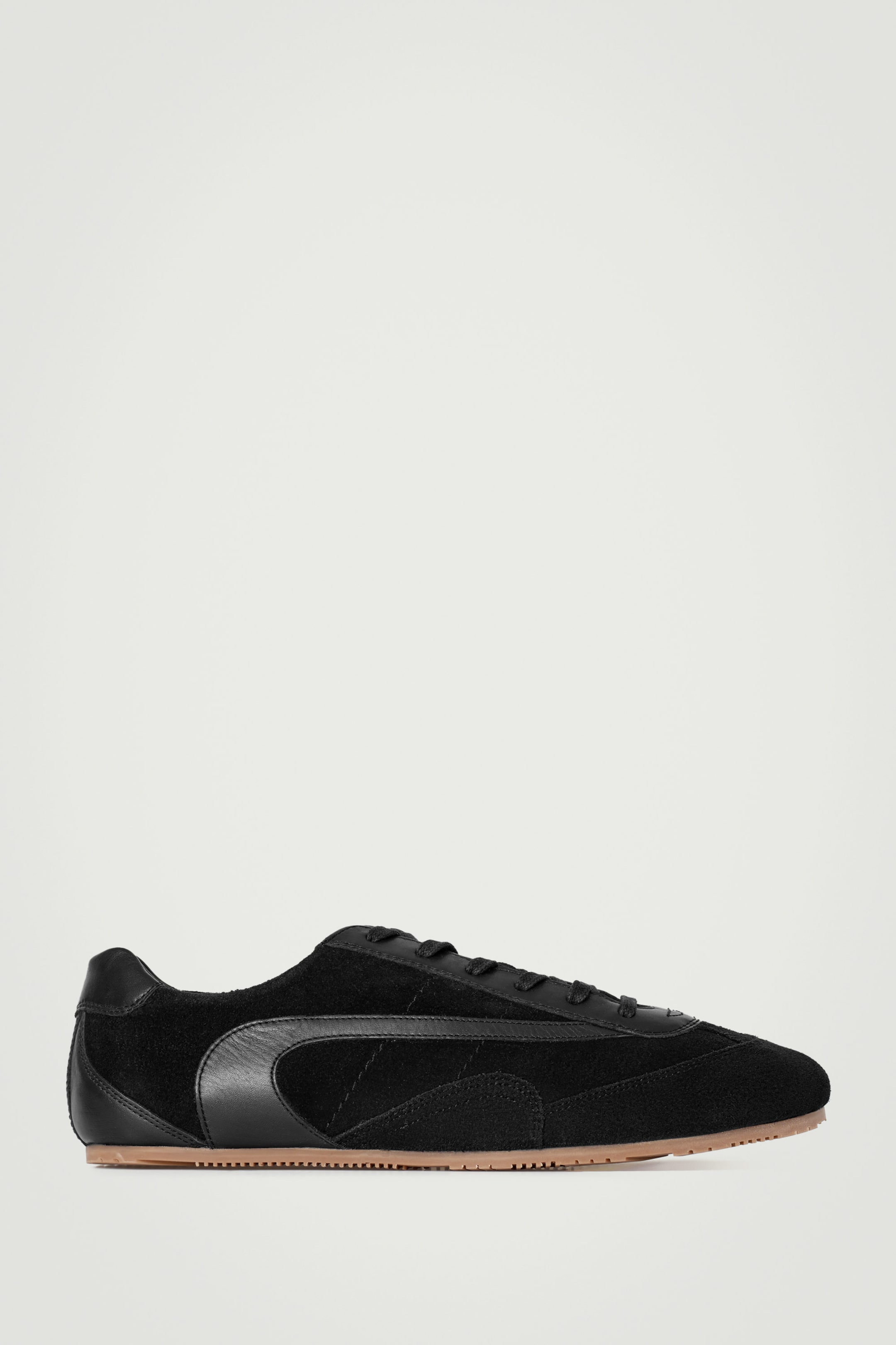 SCHLICHTE SNEAKERS AUS VELOURSLEDER