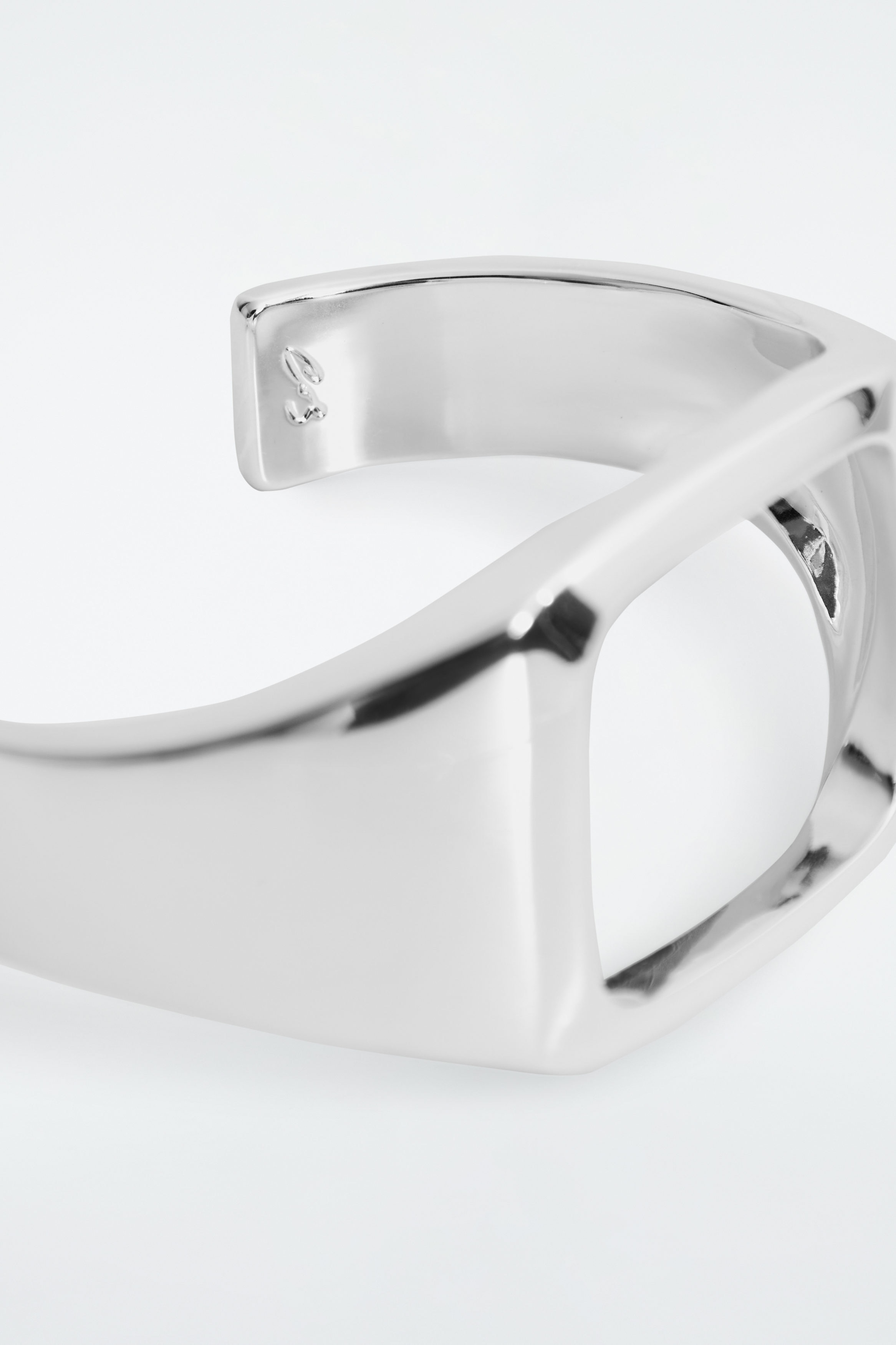 【Shapes Studio】Handcraft Cuff Bangleブレスレット Shapes Studio】Handcraft Cuff Bangleブレスレット