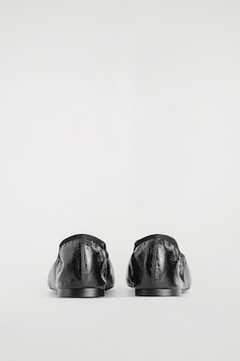 LEATHER BALLET FLATS — BLACK 1