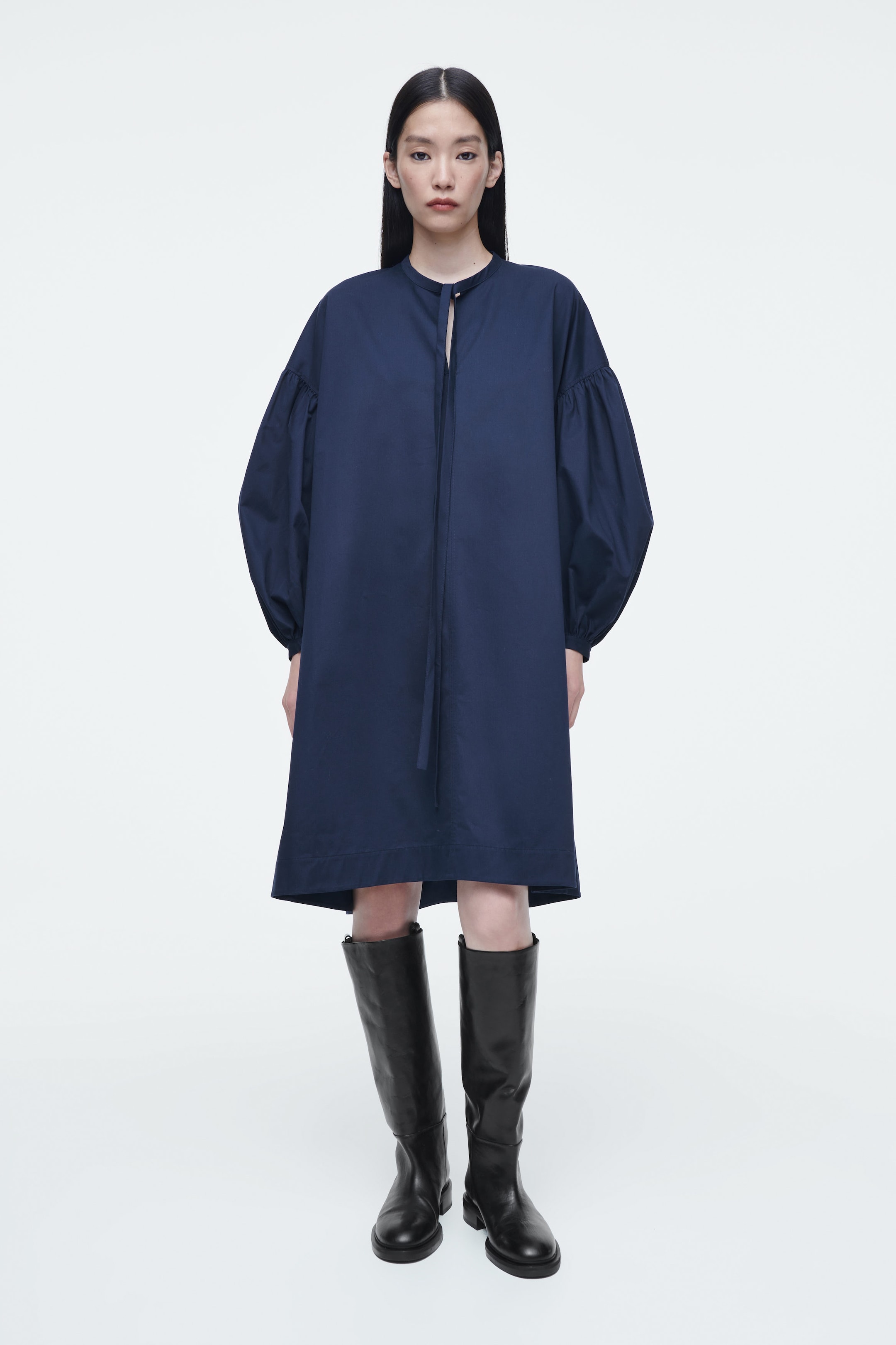 GATHERED TIE-DETAIL DRESS