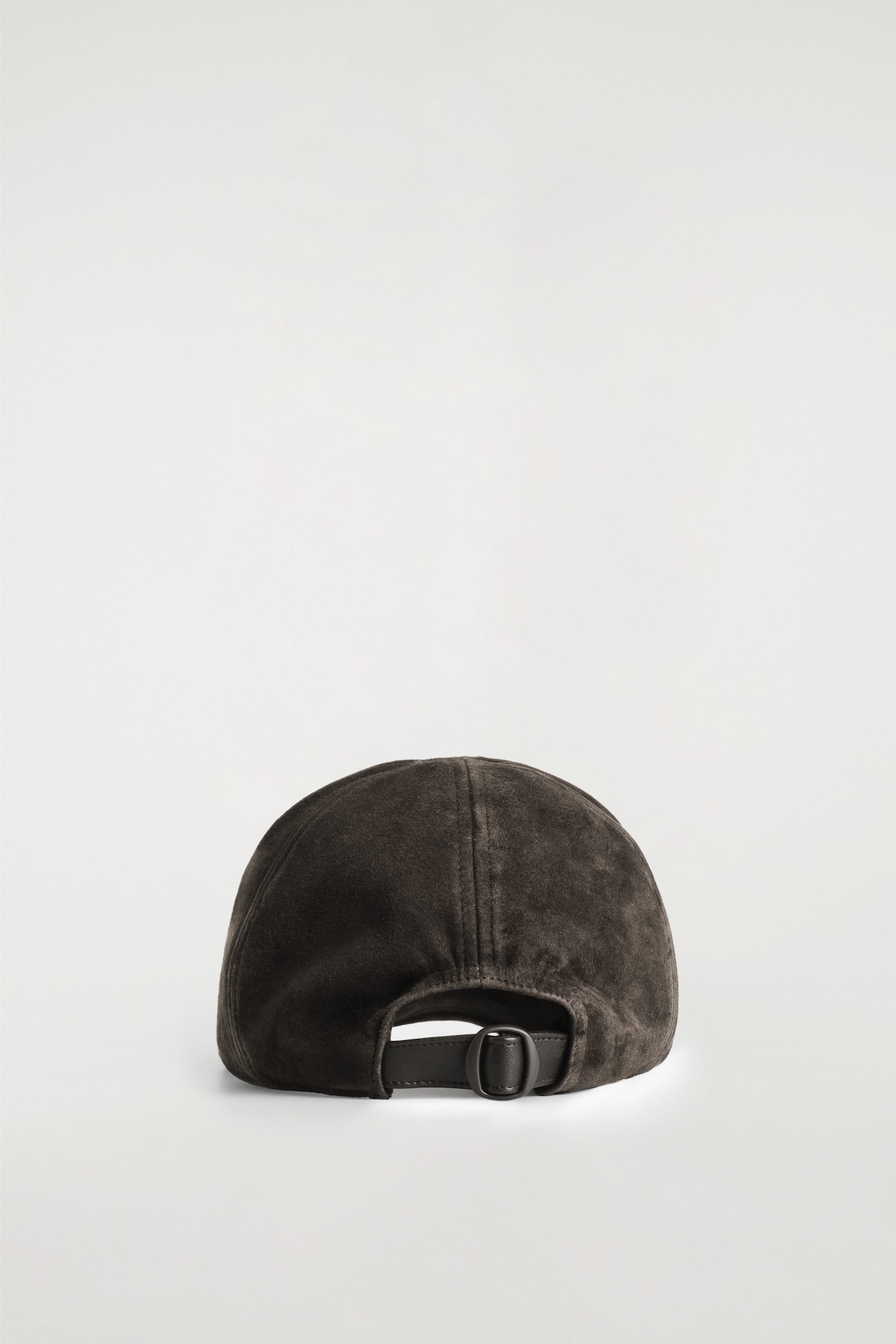 SUEDE BASEBALL CAP — CHOCOLATE
