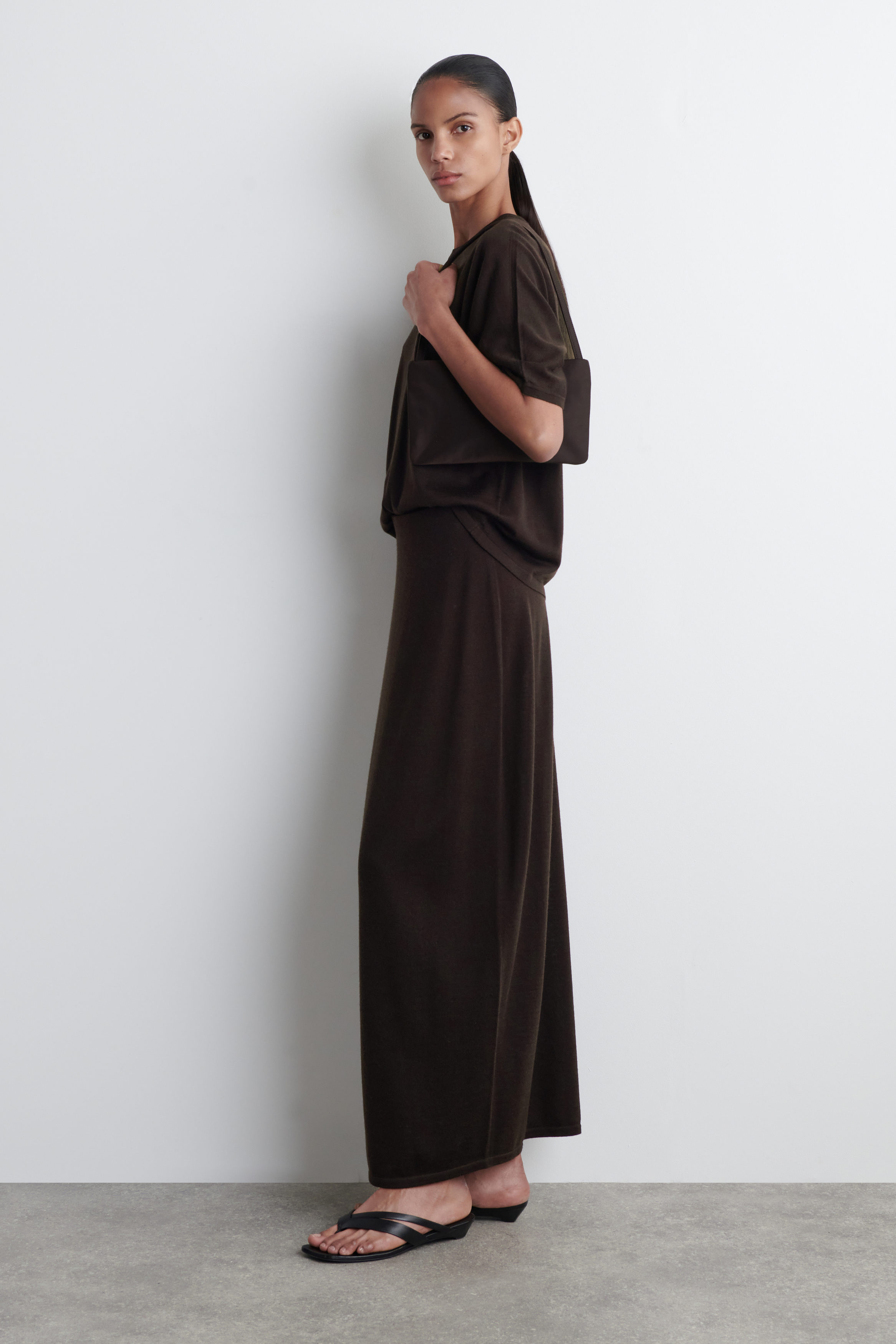 【PORTERNA】Cos knit long skirt Long decorative knit skirt green For Women | Sandro Paris