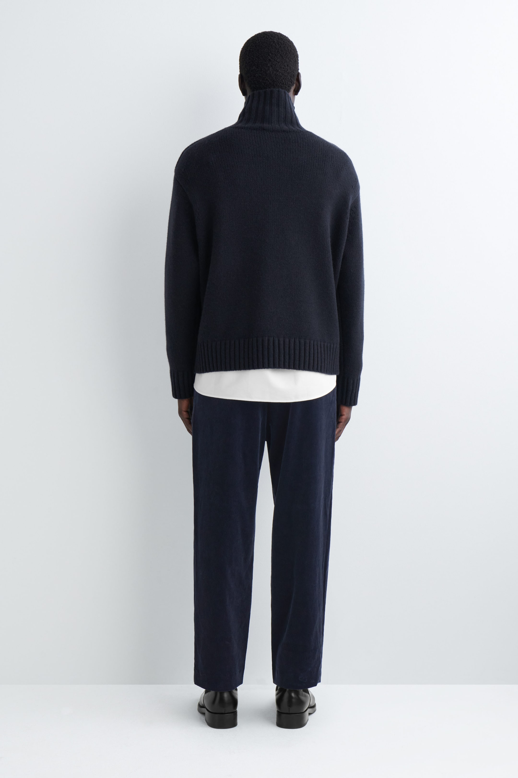 PLEATED CORDUROY STRAIGHT-LEG PANTS