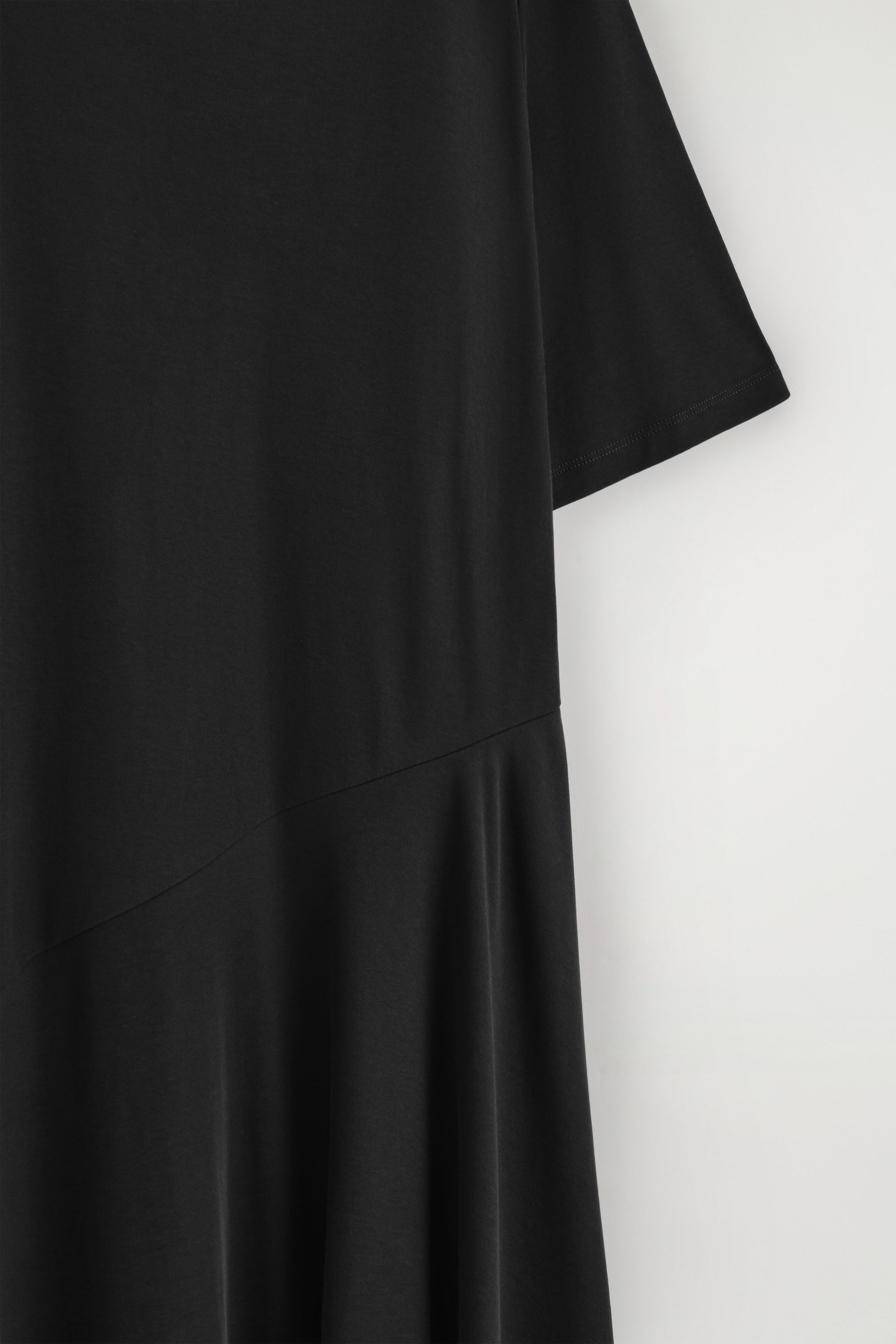 DRAPED COTTON MIDI DRESS - BLACK | COS