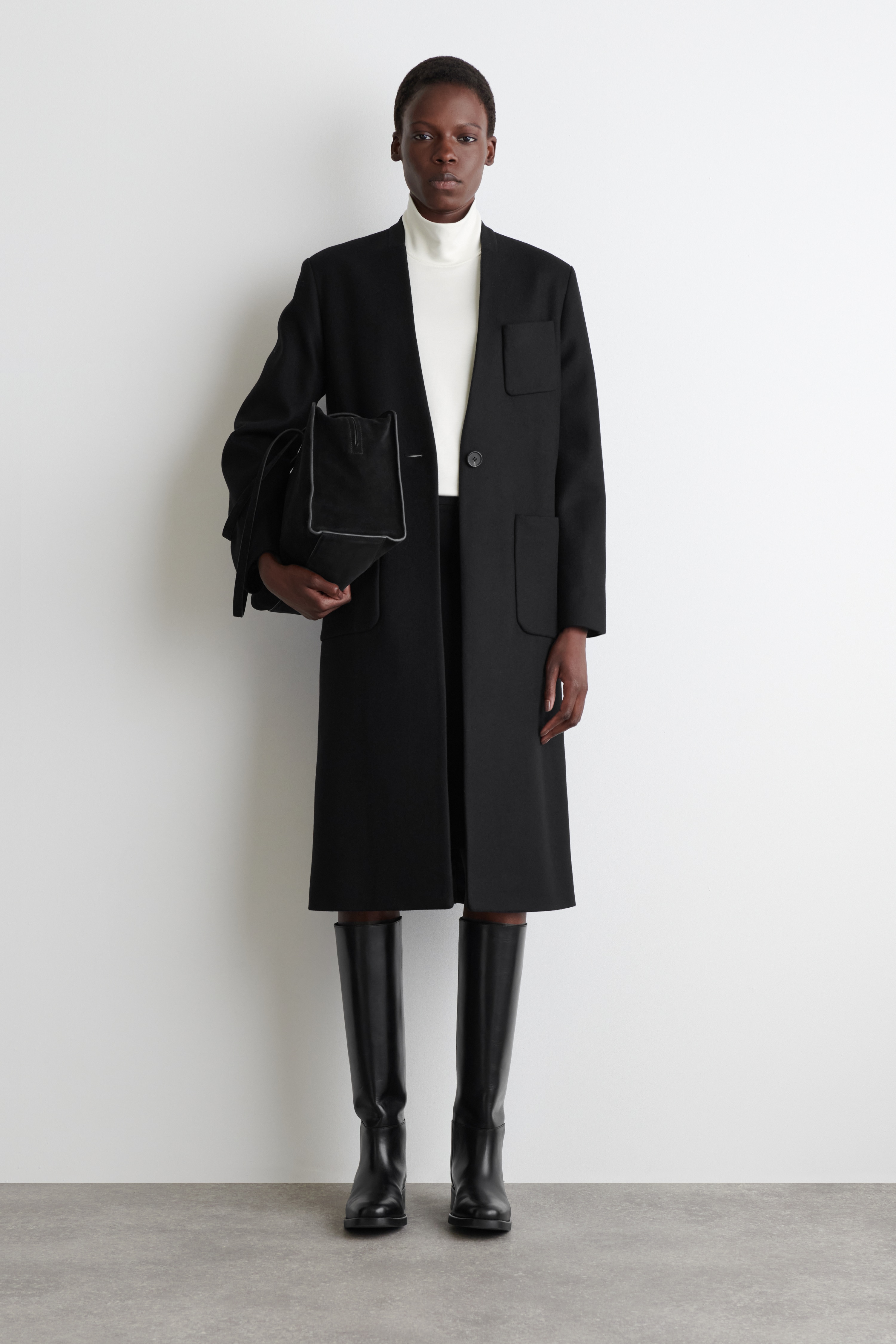 LEATHER KNEE-HIGH BOOTS - BLACK