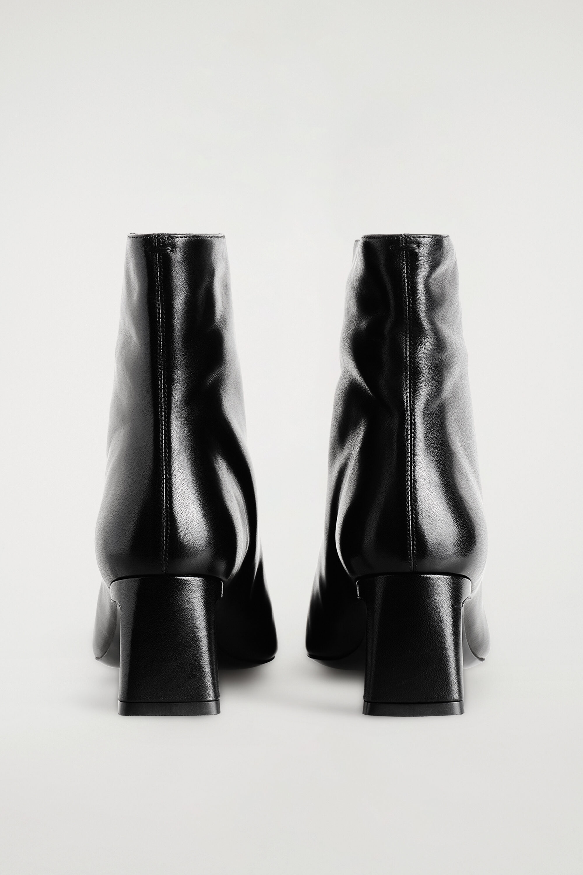 ANGULAR LEATHER HEELED ANKLE BOOTS - thumbnail 3