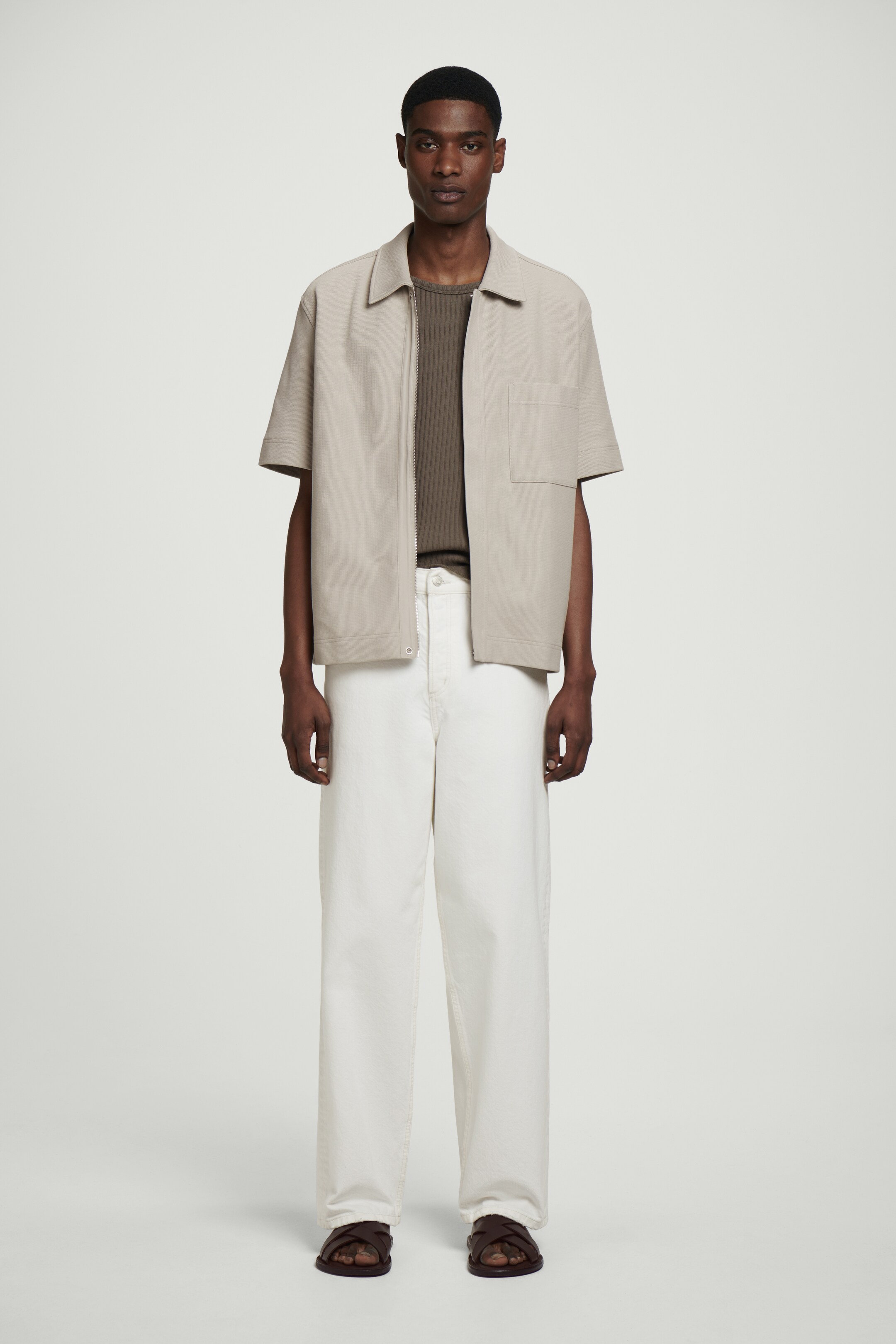 Agrandir l'image: CHEMISE ZIPPÉE EN JERSEY DE COTON TEXTURÉ - TAUPE CLAIR - HOMME | H&M CH 2