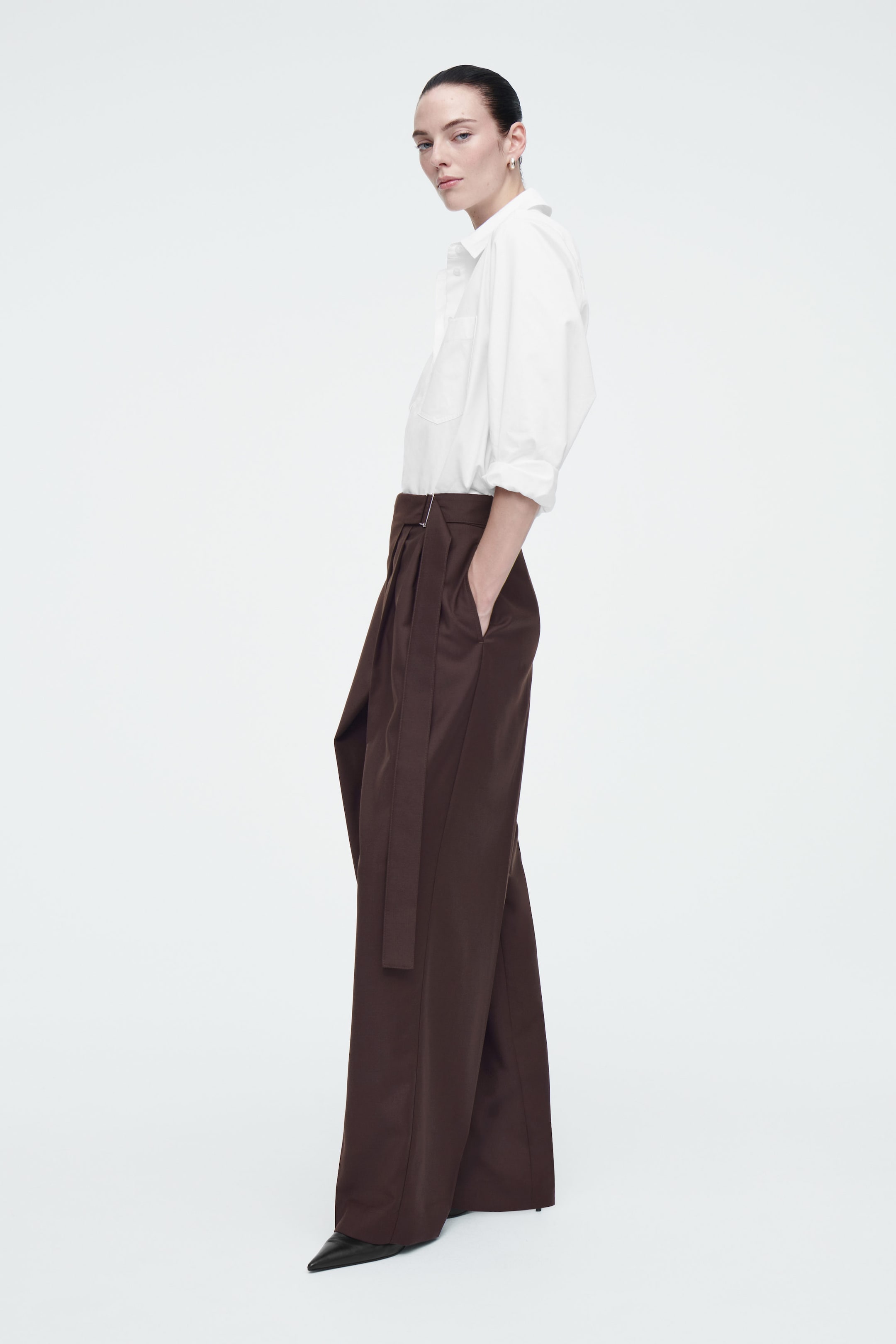 BELTED WRAPFRONT WOOL TROUSERS