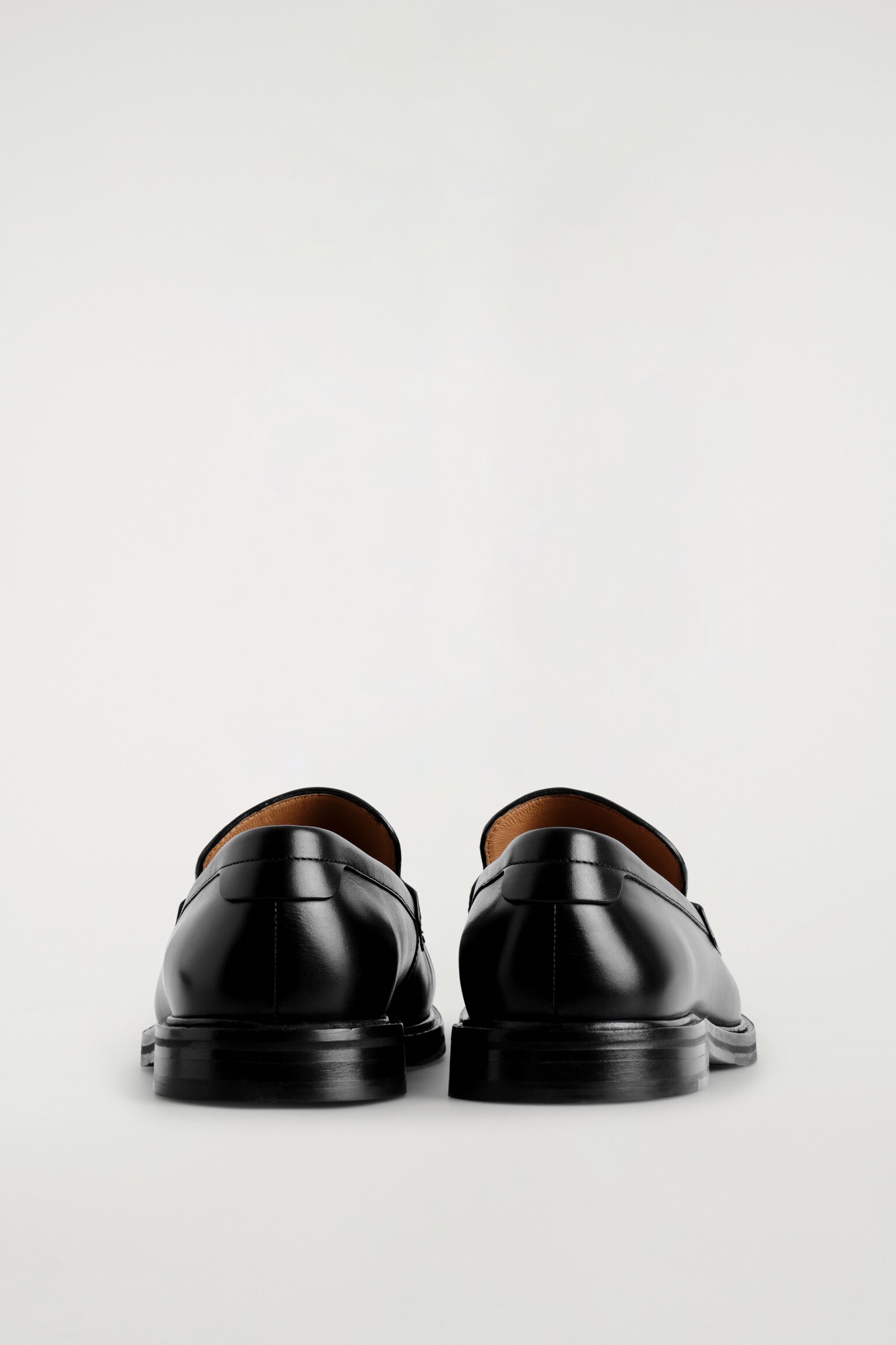 MOCASINES DE PIEL CLÁSICOS - NEGRO/MARRÓN OSCURO - 5