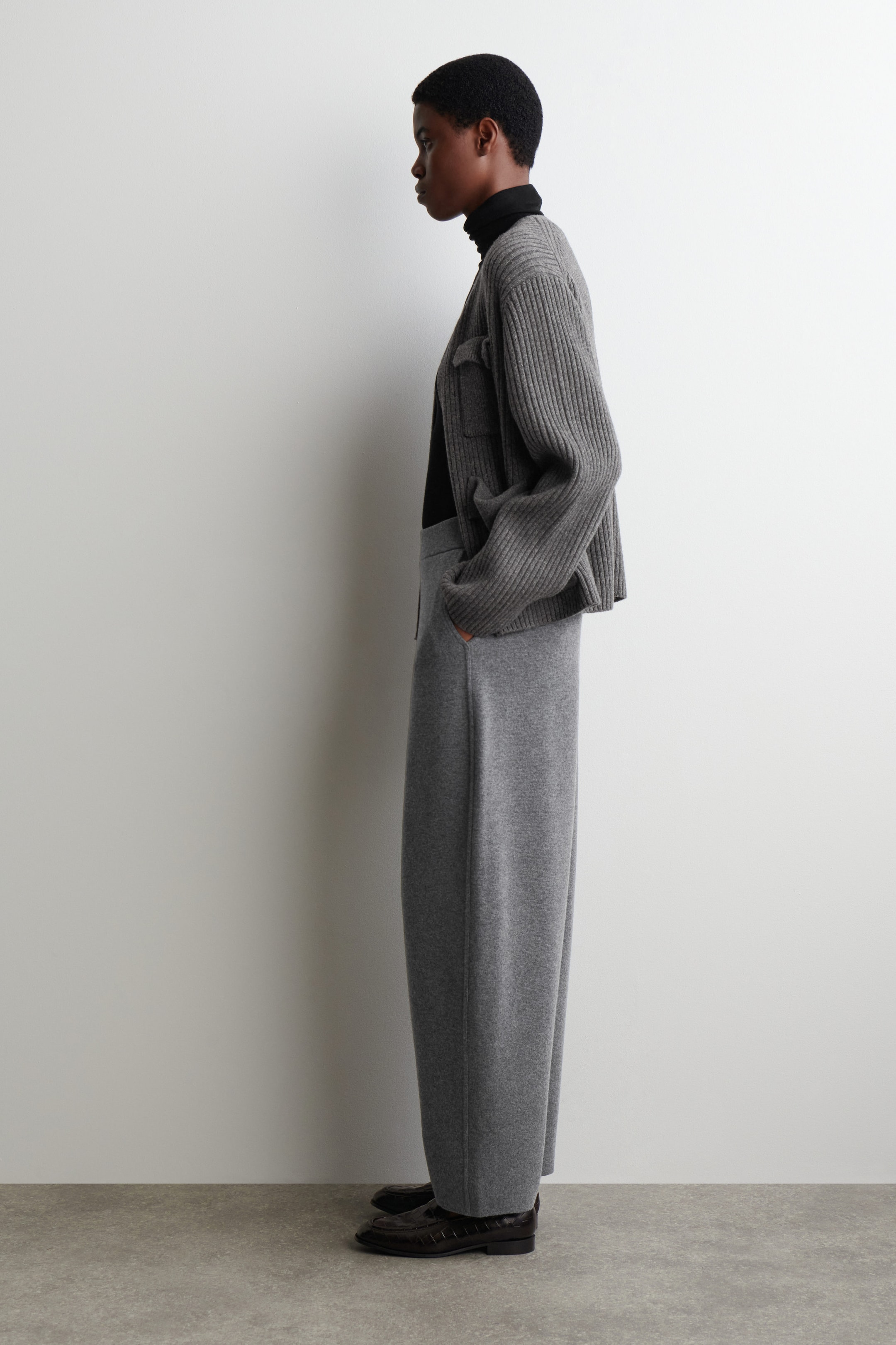 MERINO WOOL BARREL-LEG TROUSERS