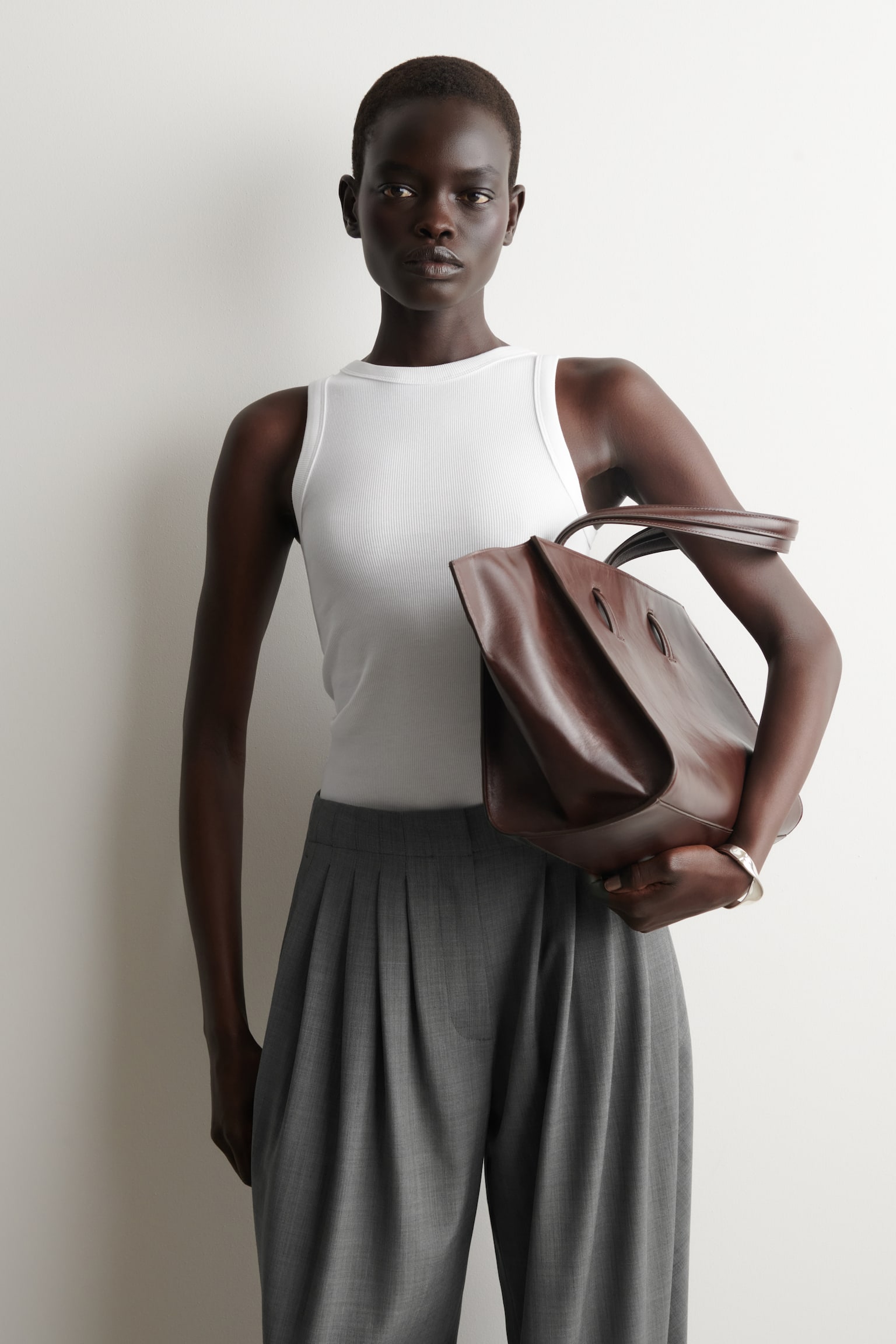 REBROVANÉ BAVLNENÉ TIELKO - BIELA/TMAVOŠEDÁ MELÍR - 1