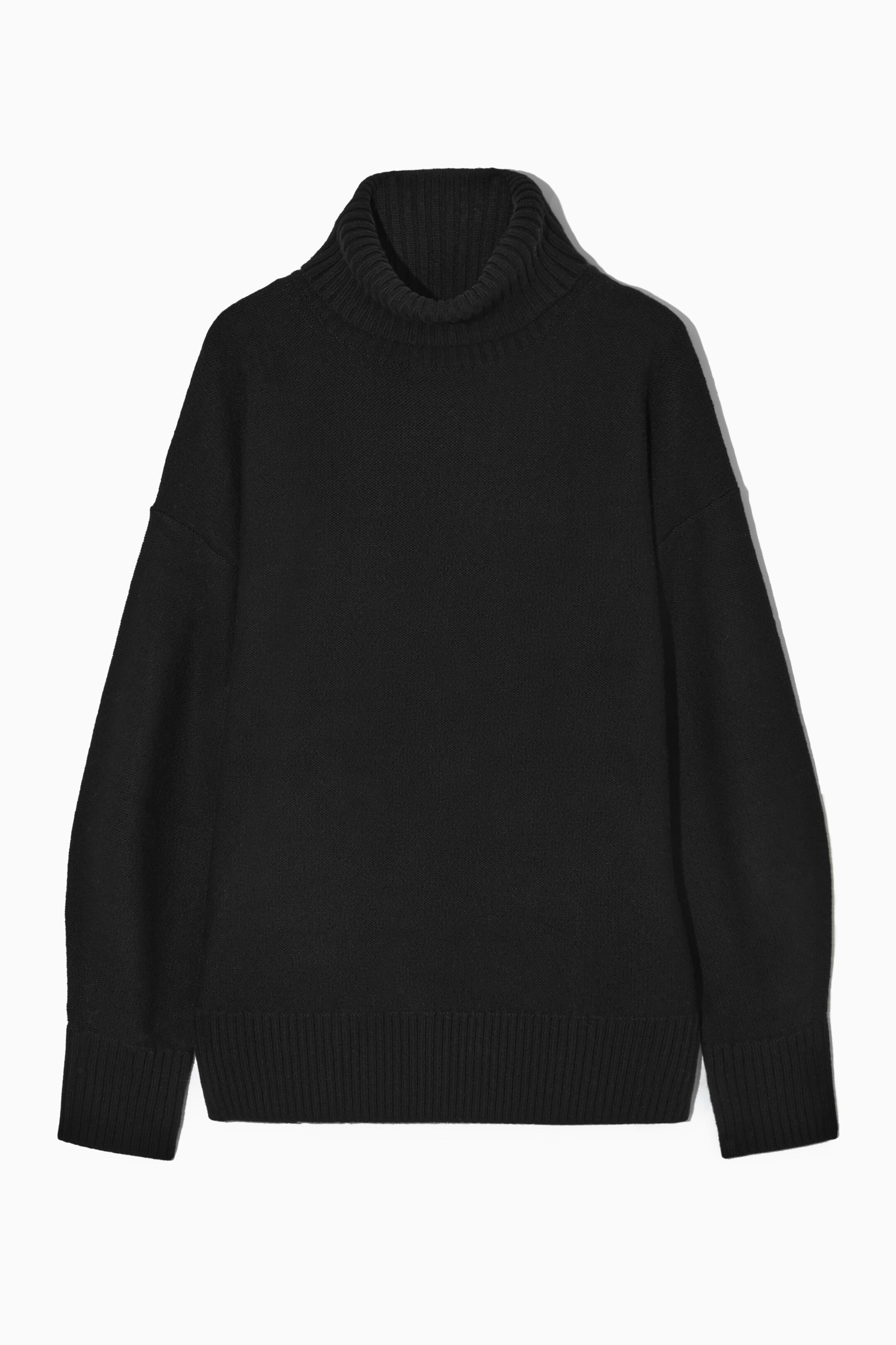 Näytä suurempi kuva: OVERSIZED WOOL ROLL-NECK JUMPER - BLACK - NAISET | H&M FI 1