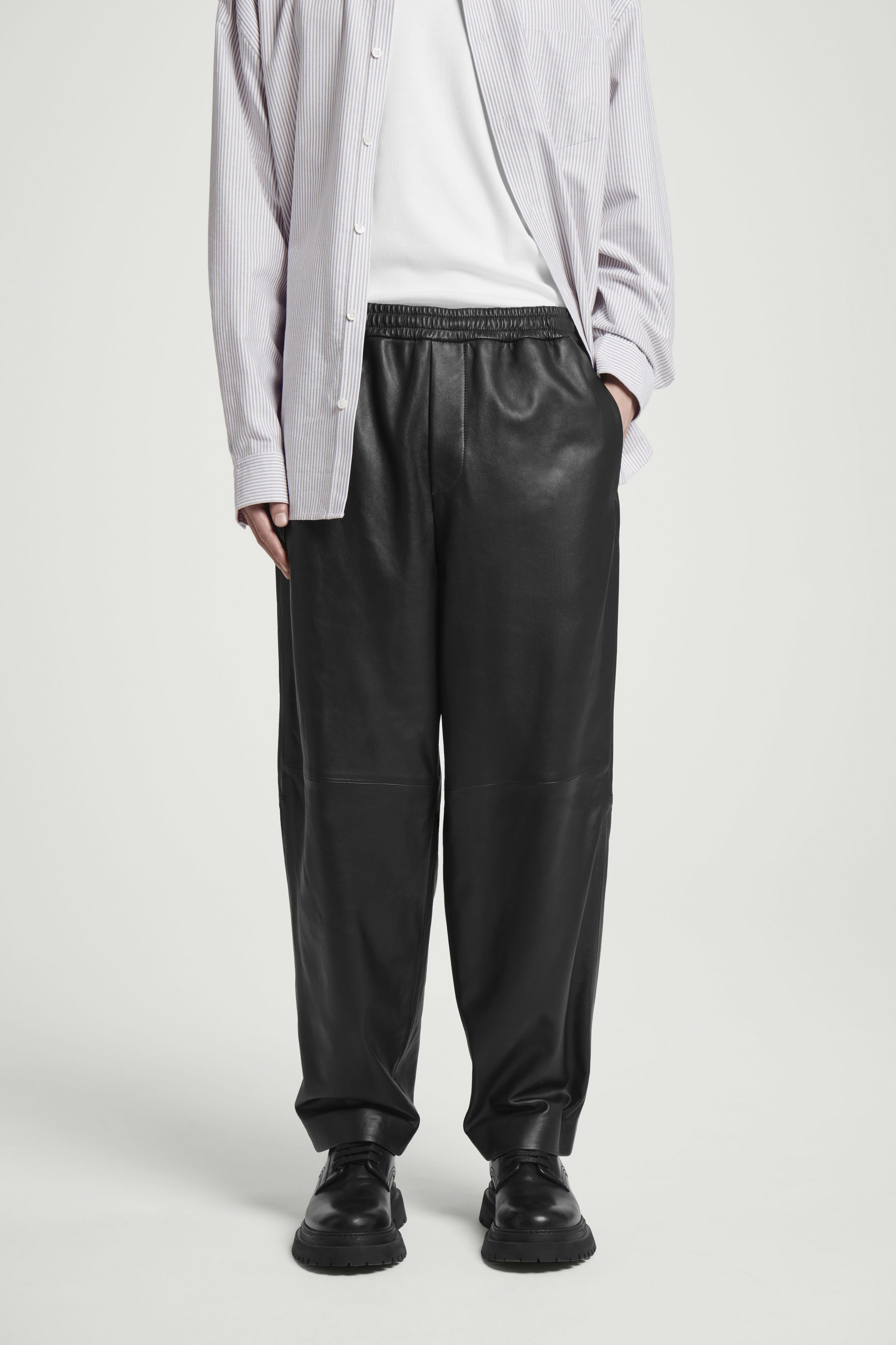 【送料&関税込】ChloAC Leather Trousers Zipped Leather Pants – INTL Collective