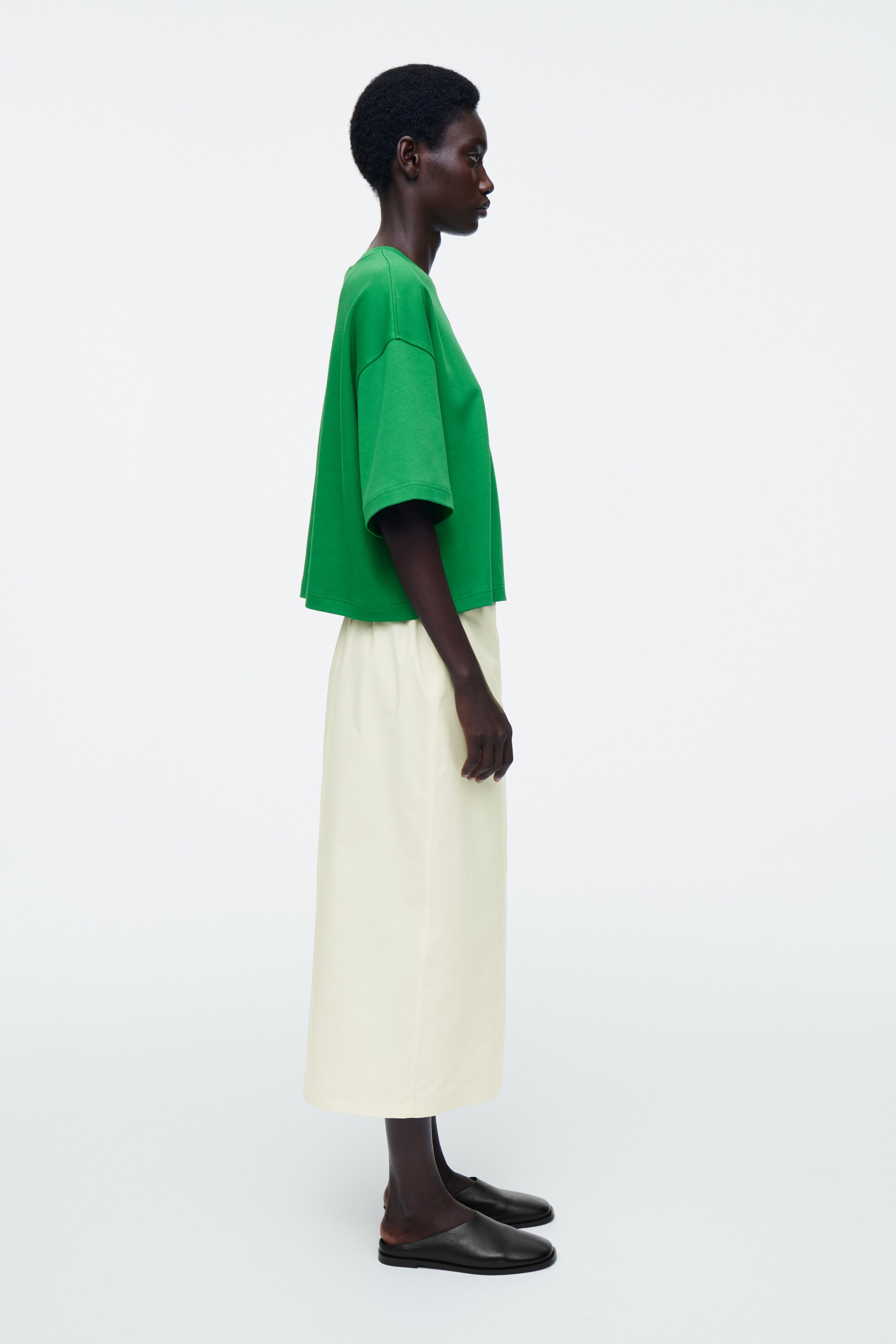 Zobrazit větší obrázek: OVERSIZED BOXY TRIČKO - ZELENÁ - ŽENY | H&M CZ 3