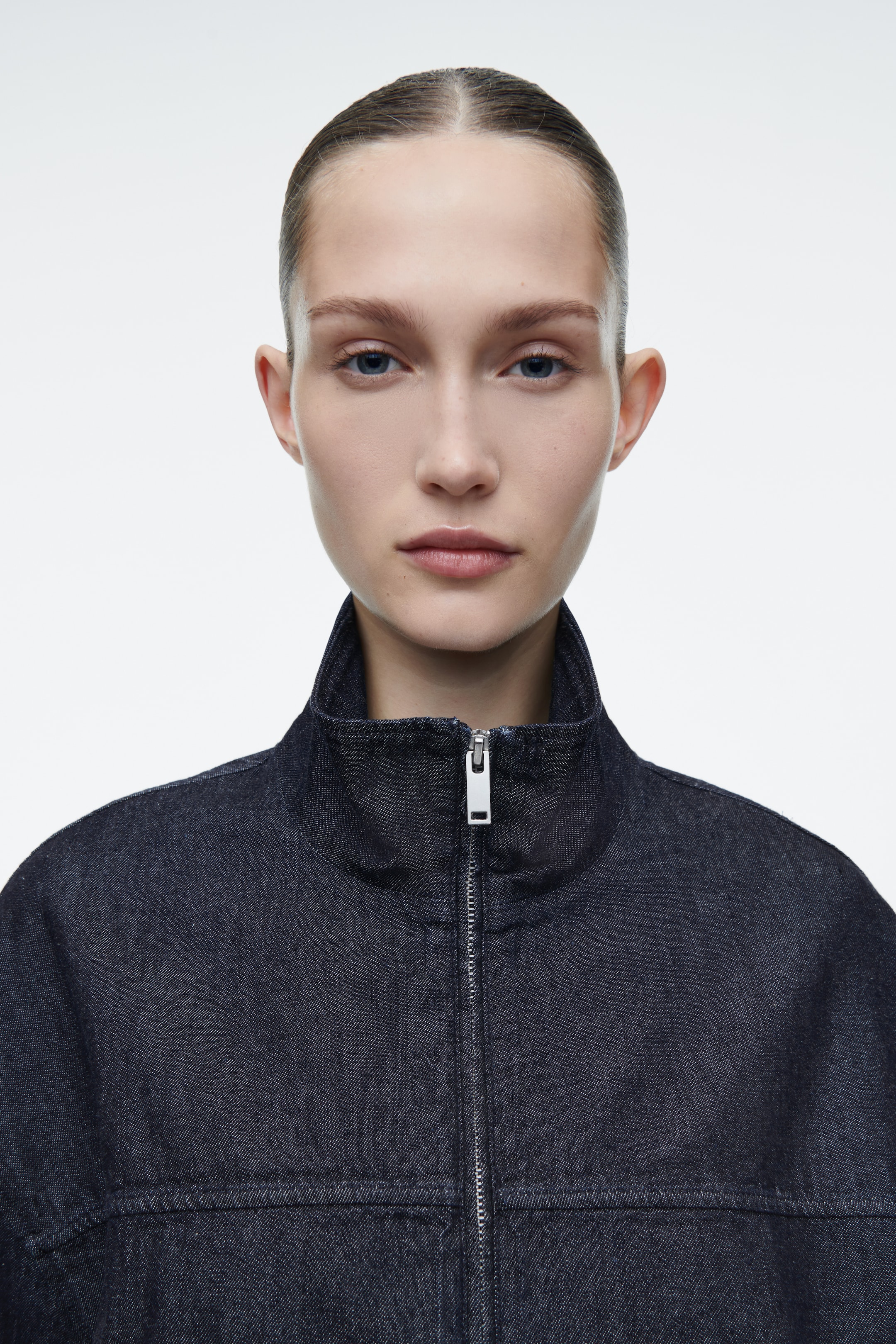 Größeres Bild ansehen: OVERSIZED-BOMBERJACKE AUS DENIM - INDIGOBLAU - Ladies | H&M DE 7